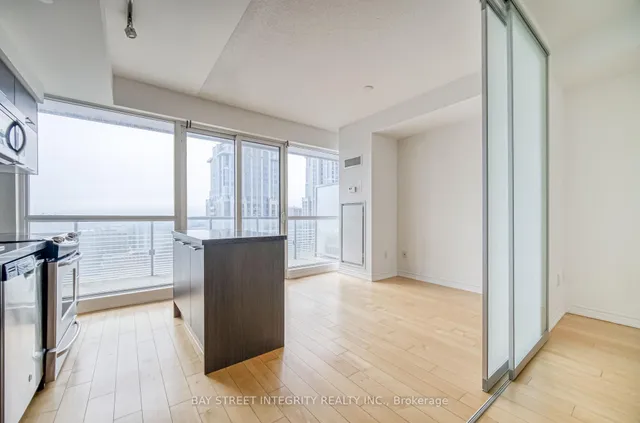 Additional property image - 386 Yonge St Unit 3414