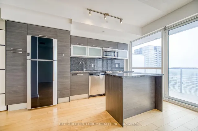 Additional property image - 386 Yonge St Unit 3414