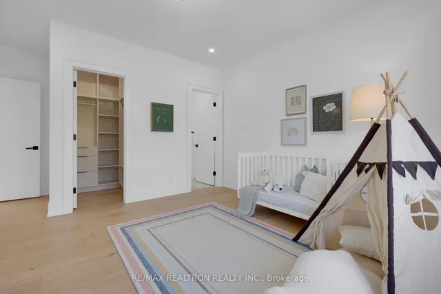 Additional property image - 28 Ternhill Cres