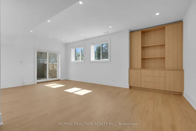 Additional property image - 28 Ternhill Cres