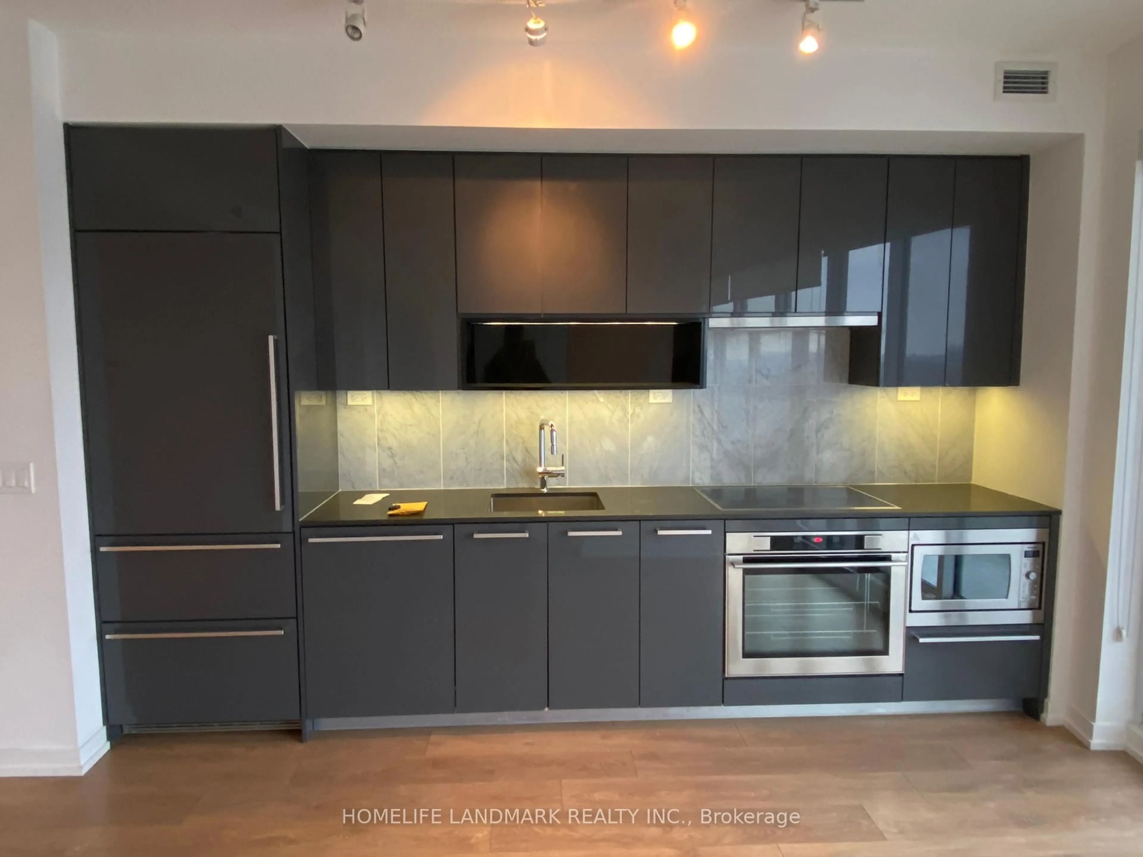 Unknown for 117 Mcmahon Dr #3606, Toronto Ontario M2K 0E4