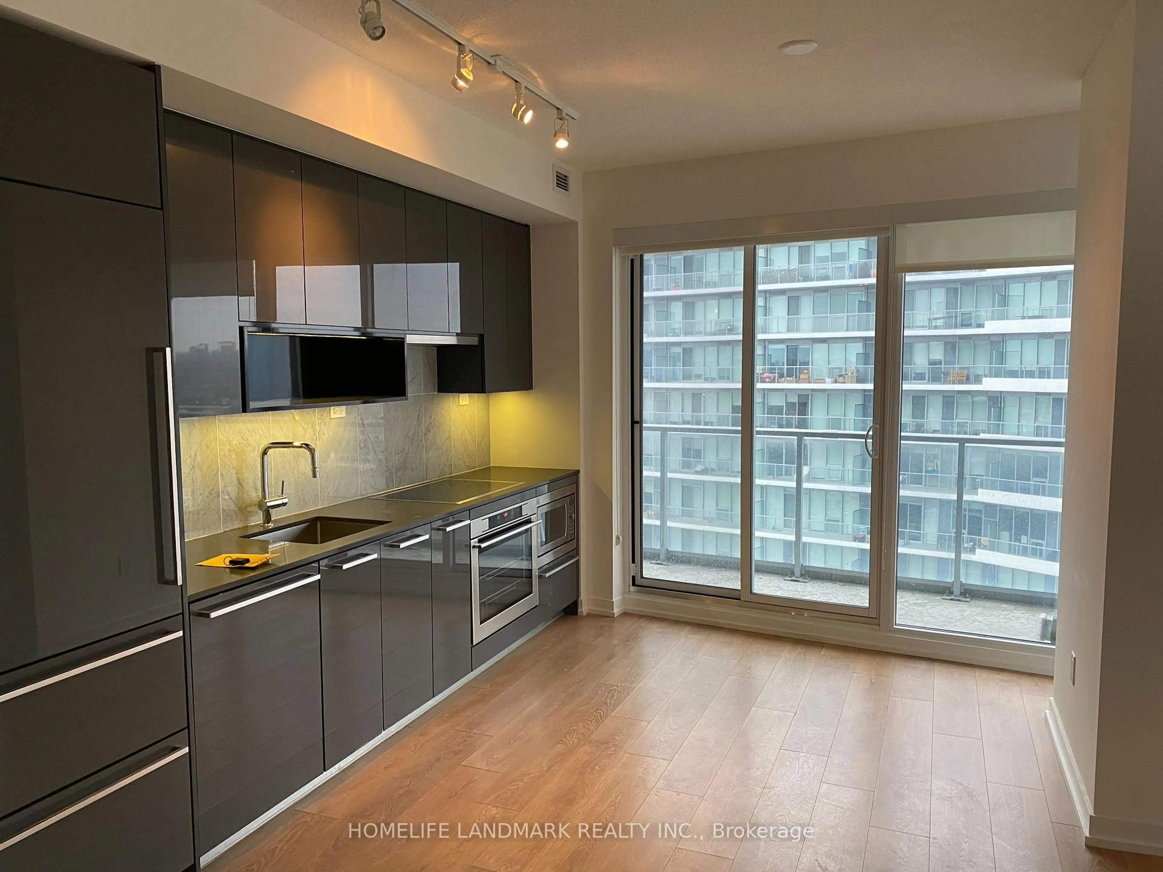 Open concept kitchen, unknown for 117 Mcmahon Dr #3606, Toronto Ontario M2K 0E4