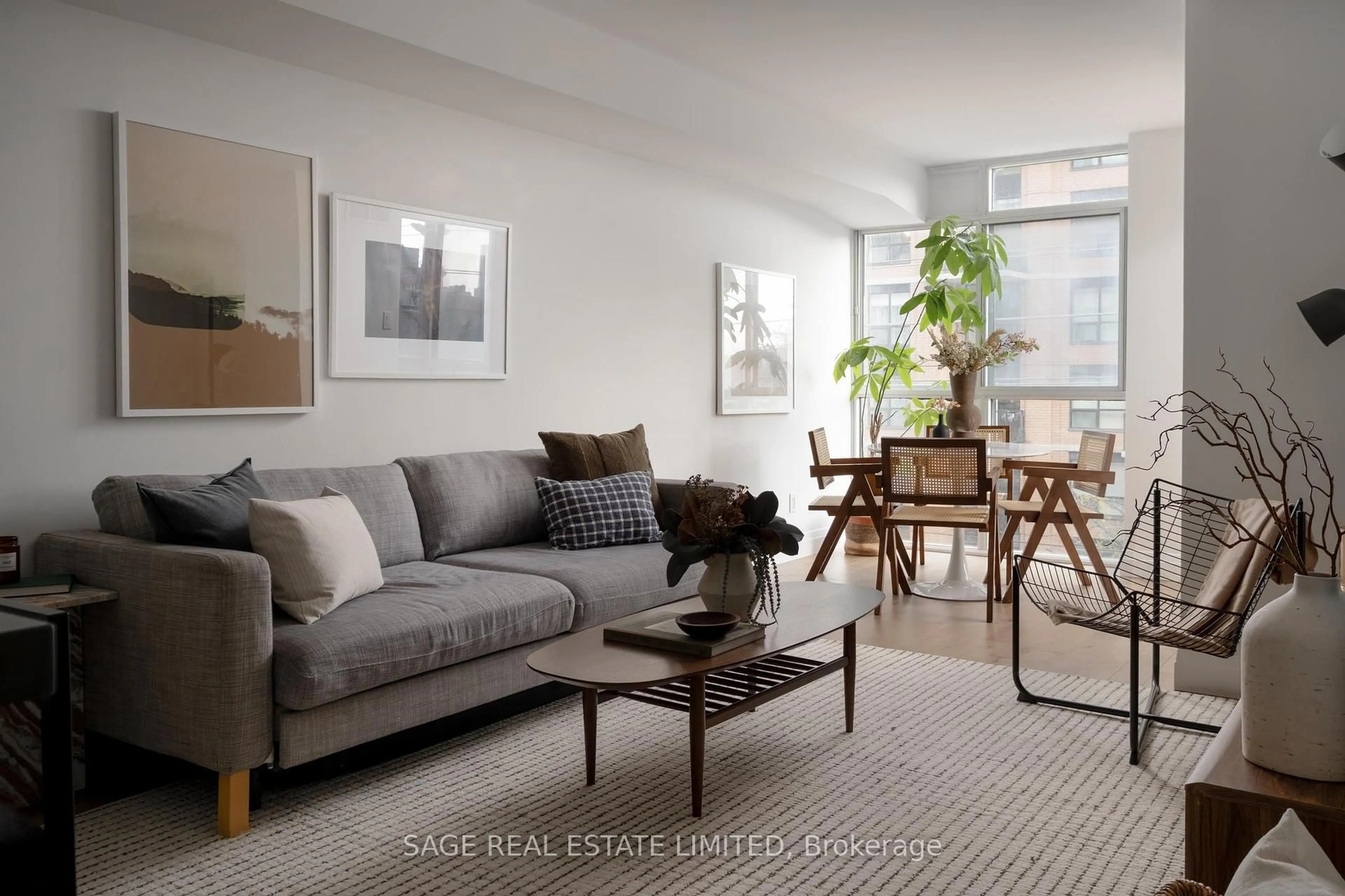 Living room with furniture, unknown for 801 King St #420, Toronto Ontario M5V 3C9