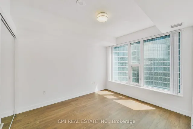 Additional property image - 10 York St Unit 1109