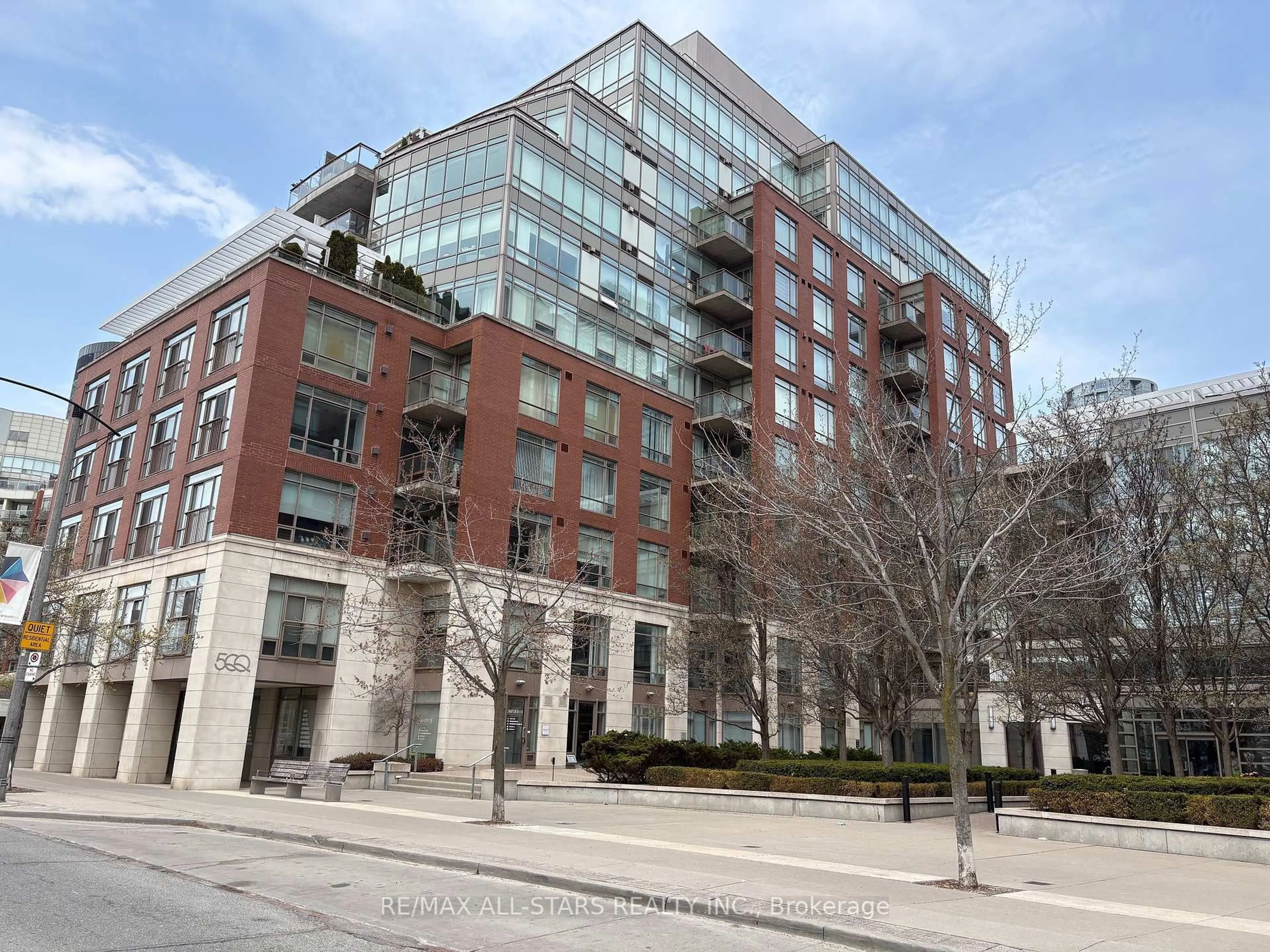 Unknown for 500 Queens Quay N/A #412W, Toronto Ontario M5V 3K8