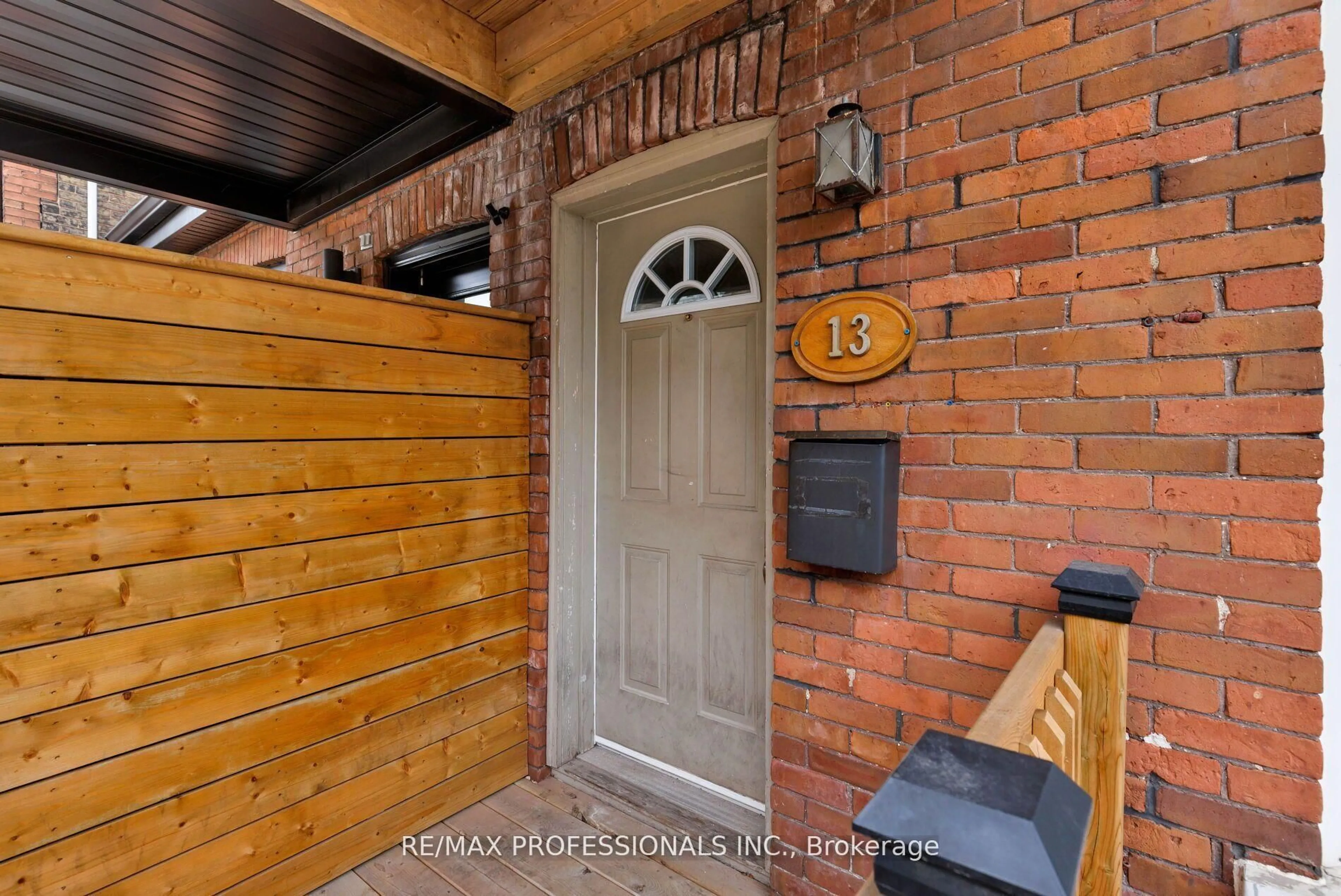 Unknown for 13 Gore St, Toronto Ontario M6J 2C5
