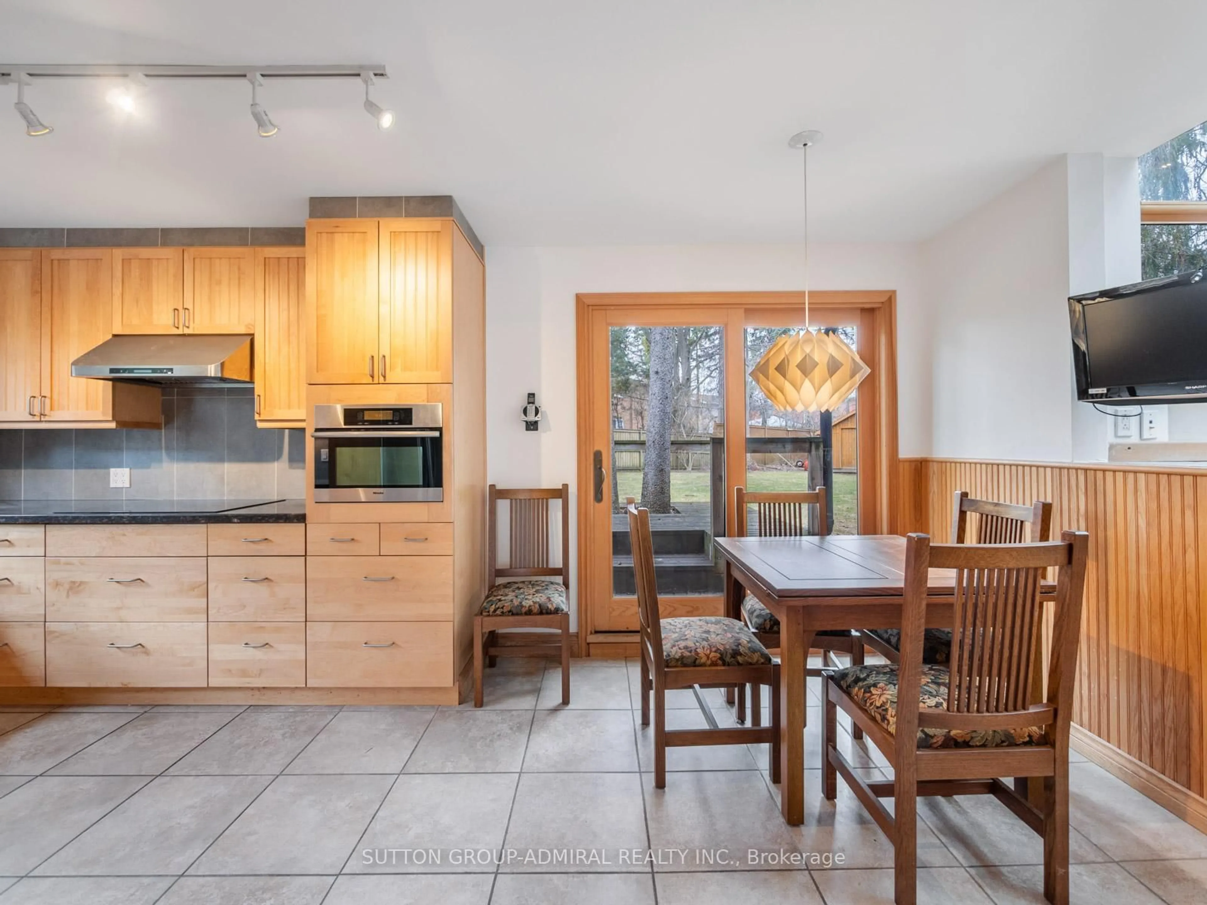 Open concept kitchen, unknown for 288 Newton Dr, Toronto Ontario M2M 2P8