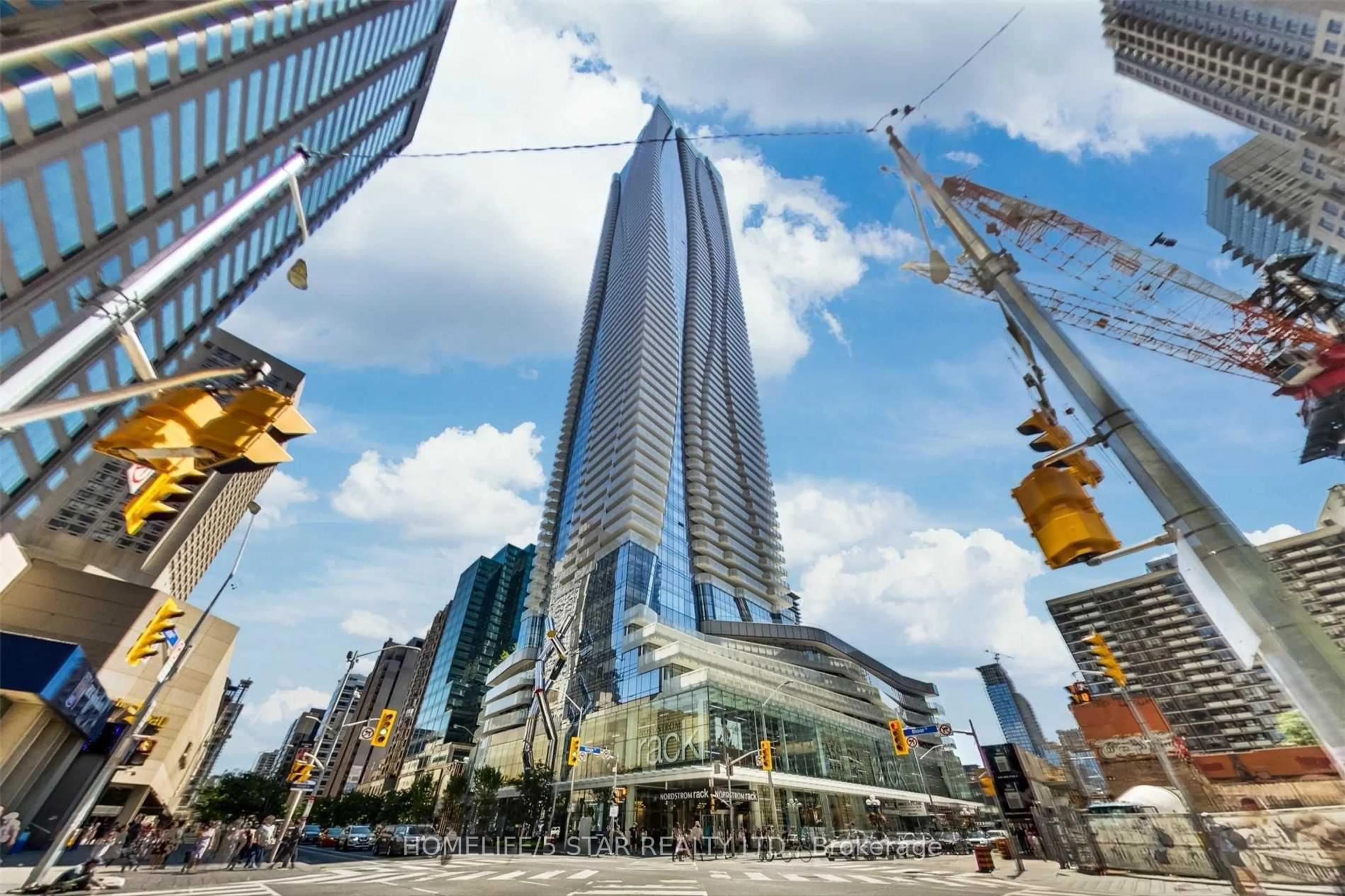 Unknown for 1 BLOOR St #4407, Toronto Ontario M4W 0A8