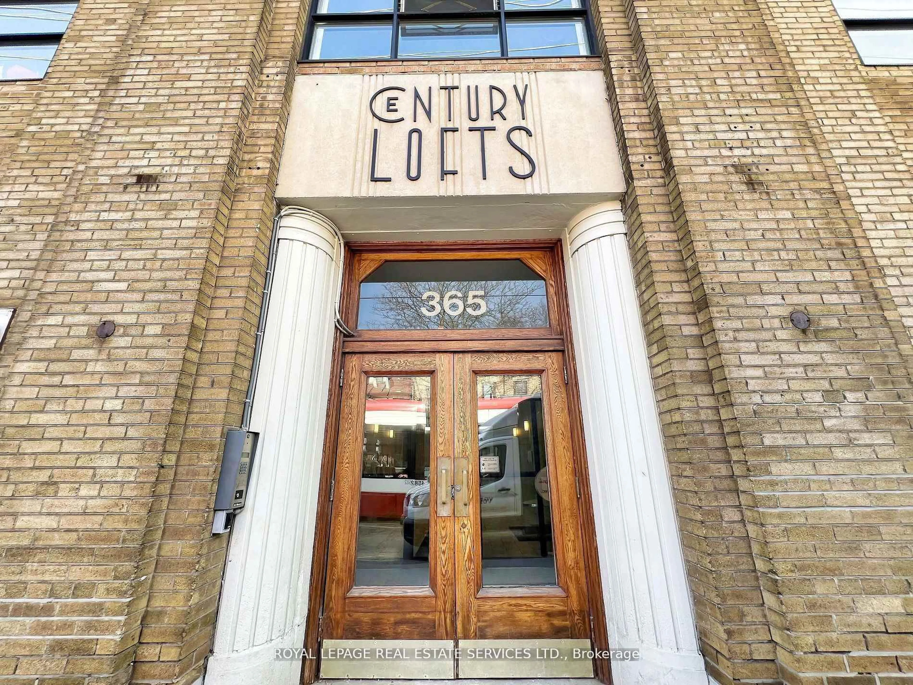 Indoor entryway for 365 Dundas St #115, Toronto Ontario M5A 4R9