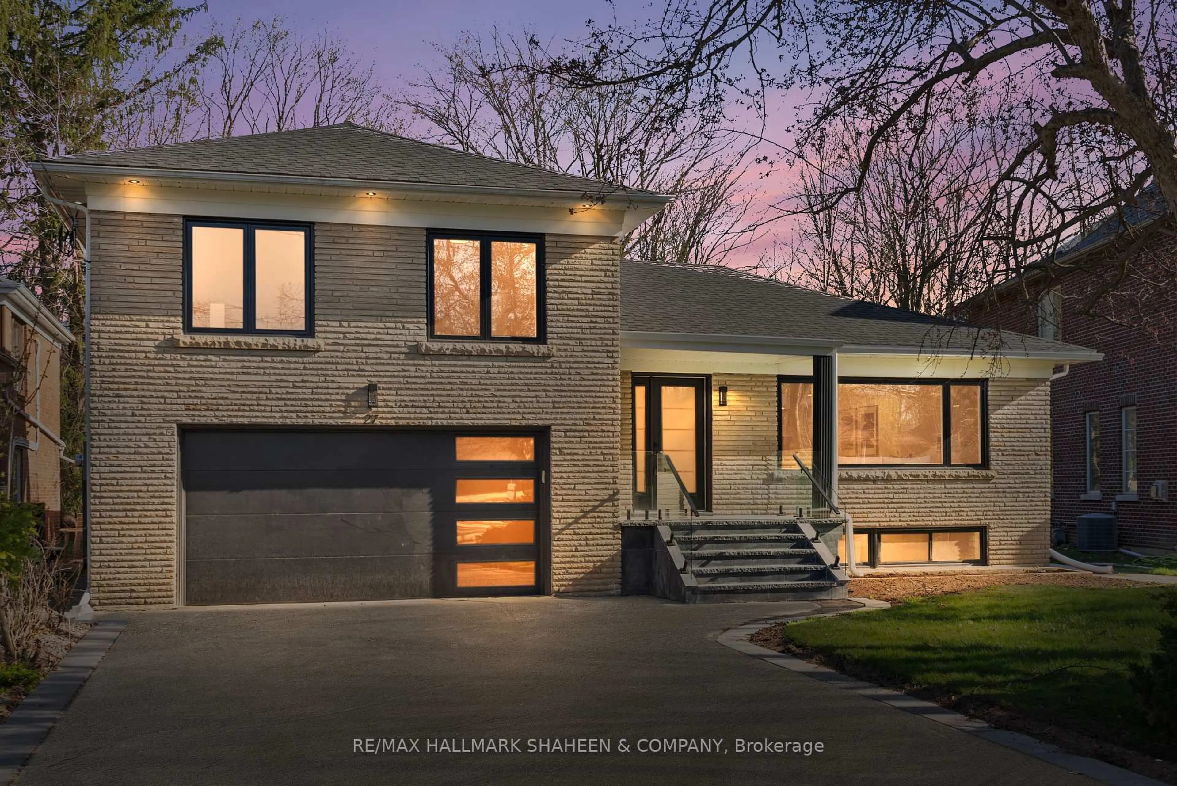 Home with brick exterior material, building for 27 Christine Cres, Toronto Ontario M2R 1A4
