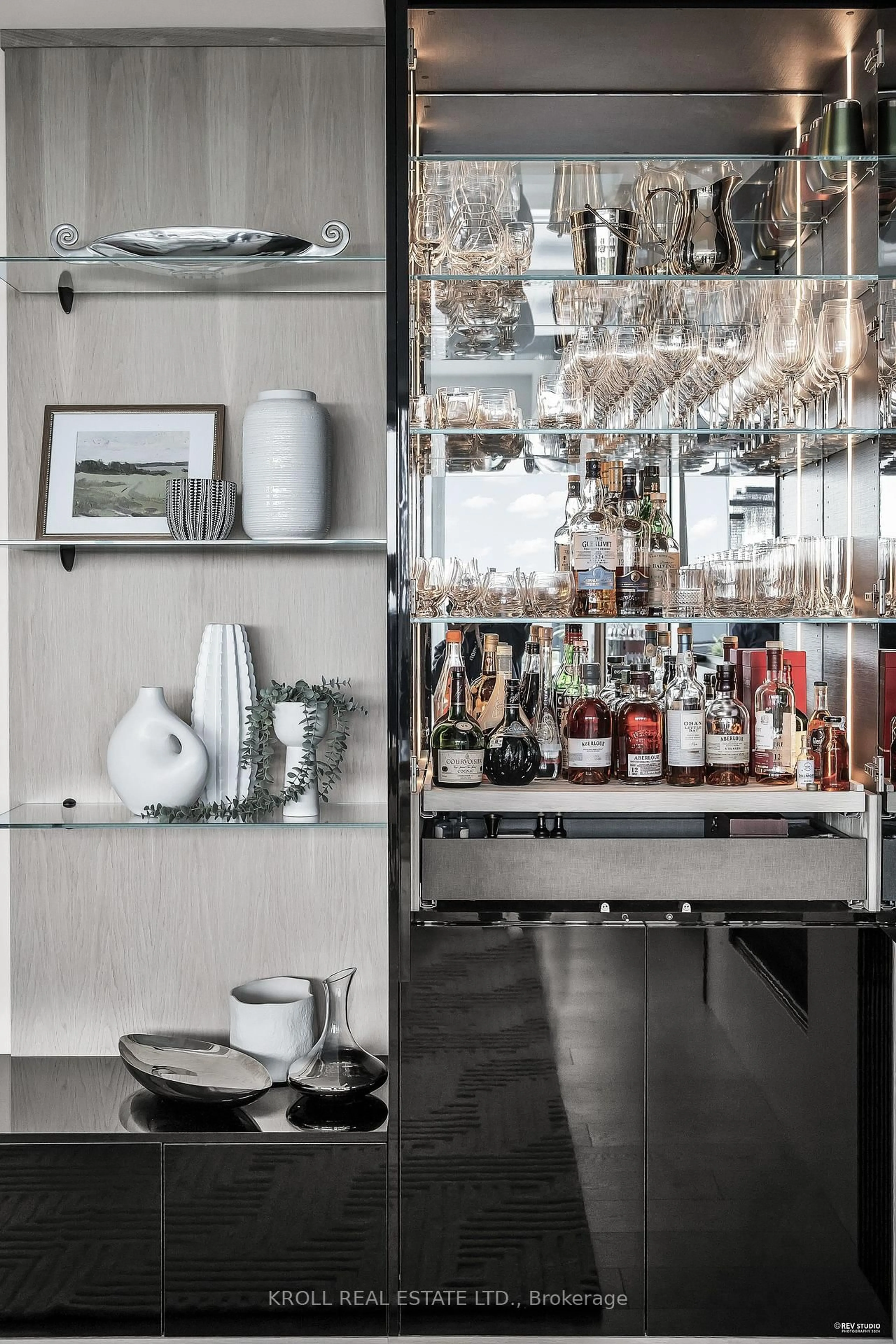 Contemporary kitchen, unknown for 355 Bedford Park Ave #703, Toronto Ontario M5M 0B2