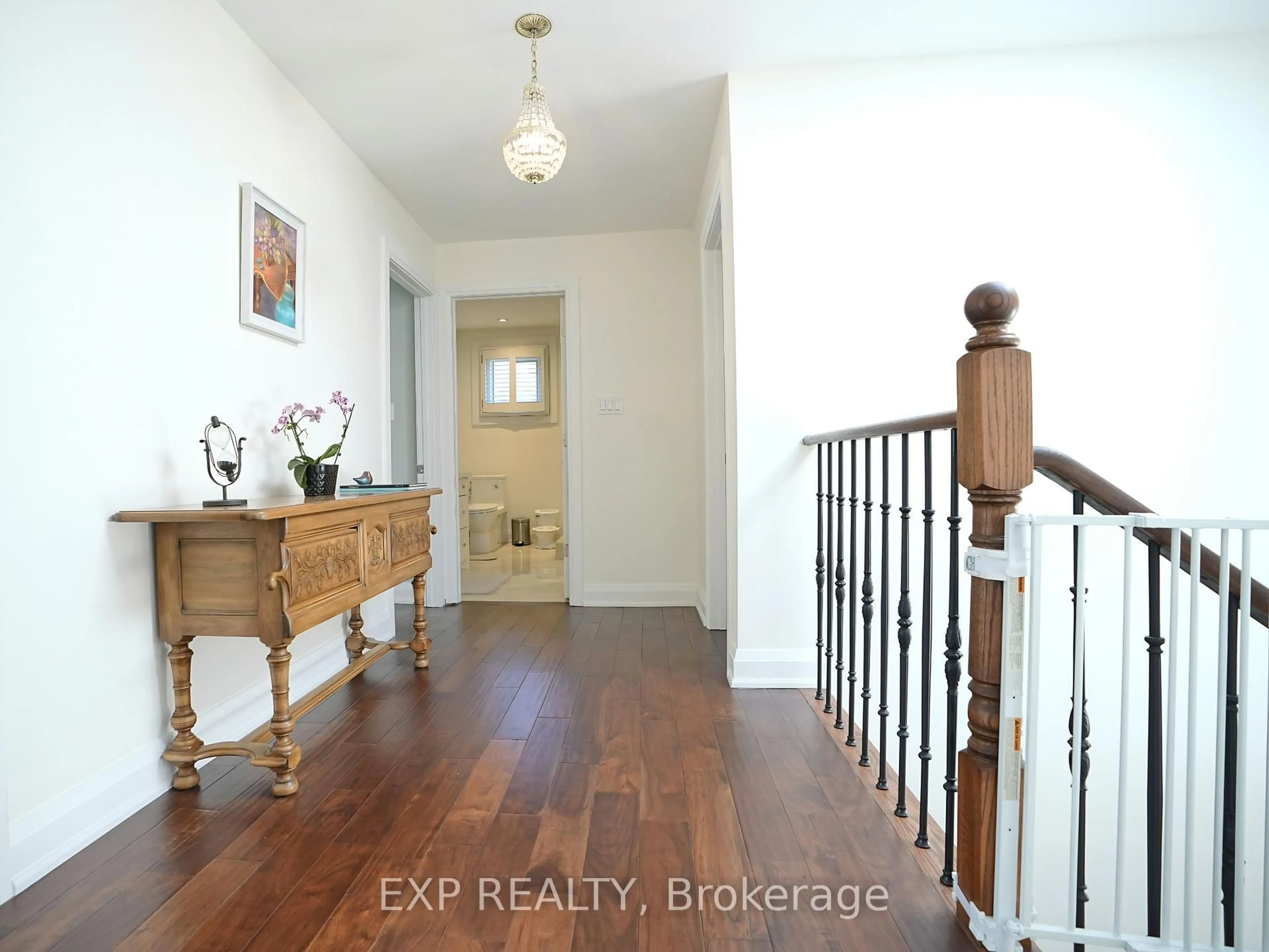 Indoor entryway for 38 Tarbert Rd, Toronto Ontario M2M 2Y2