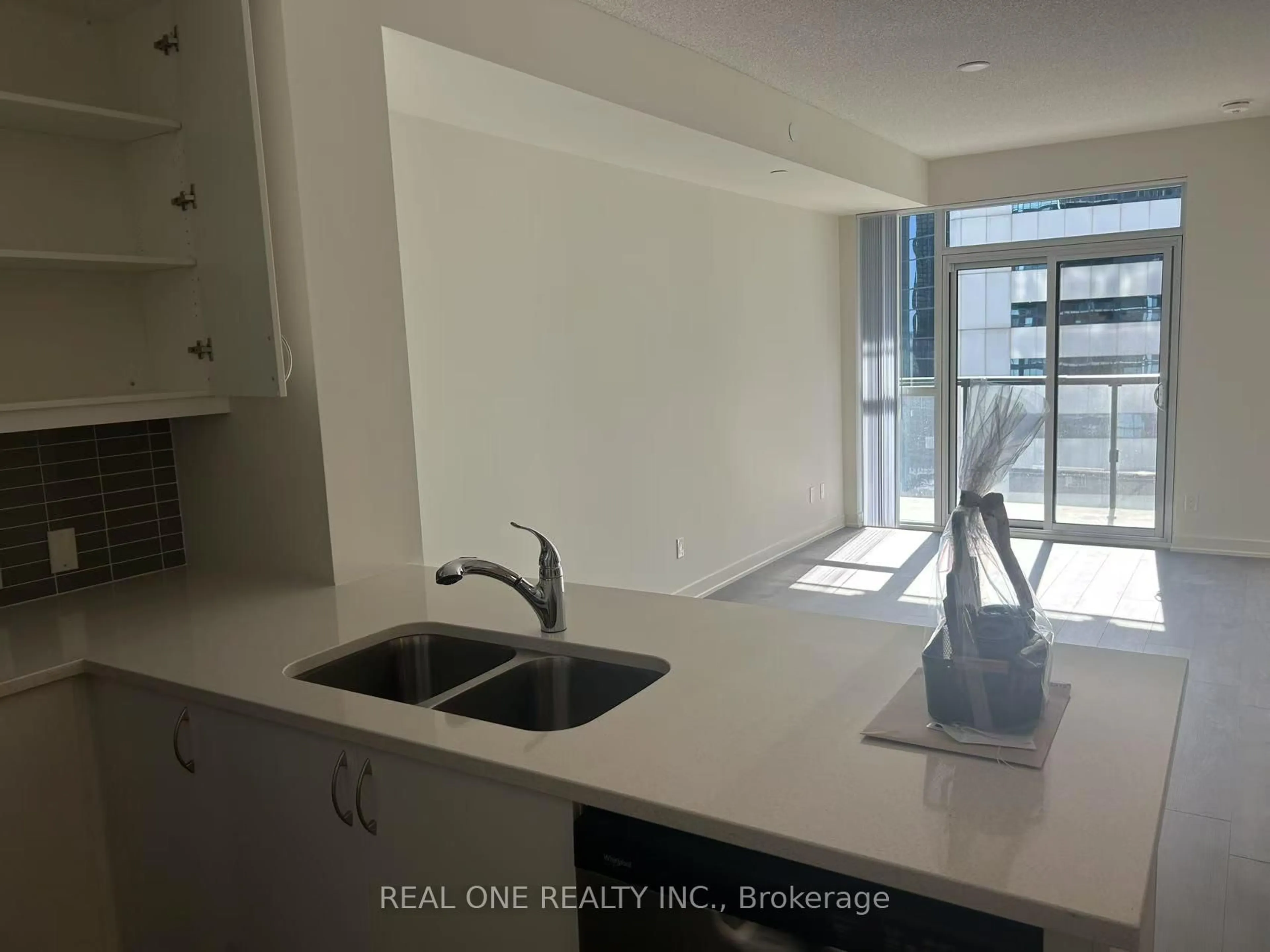 Unknown for 4955 Yonge St #2212, Toronto Ontario M2N 0L8
