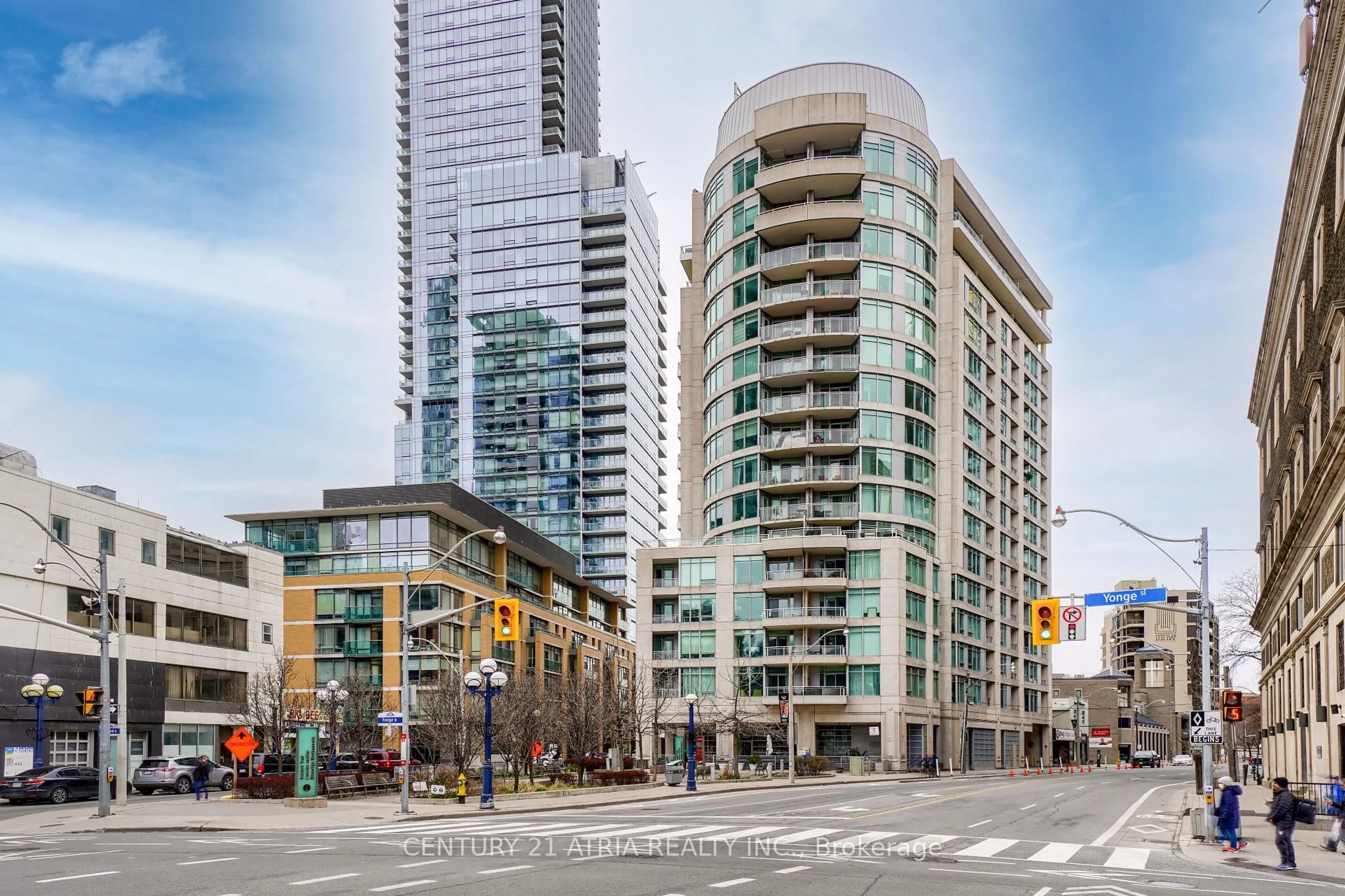 Unknown for 8 Scollard St #1209, Toronto Ontario M5R 1M2