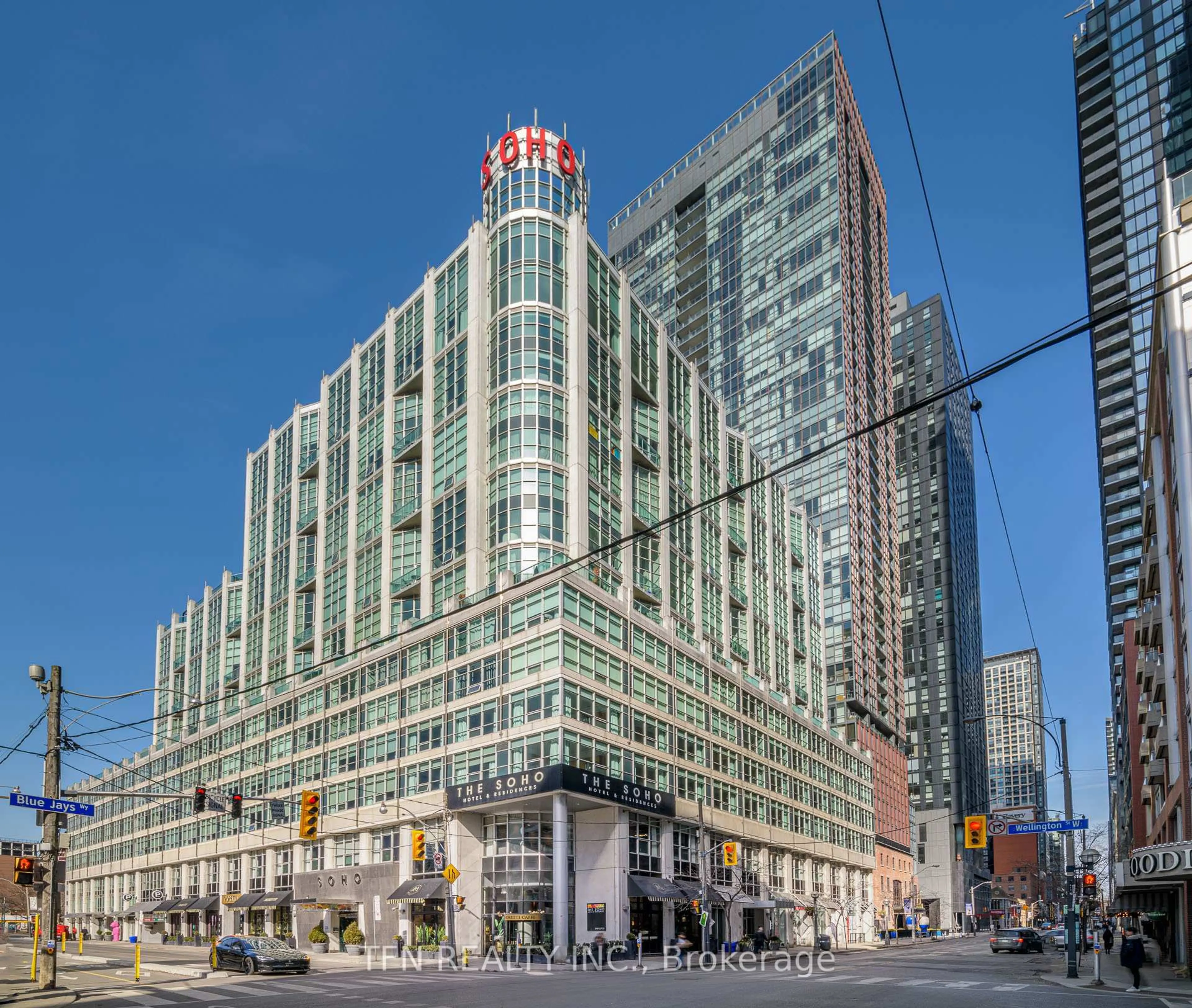 Indoor foyer for 36 Blue Jays Way #918, Toronto Ontario M5V 3T3