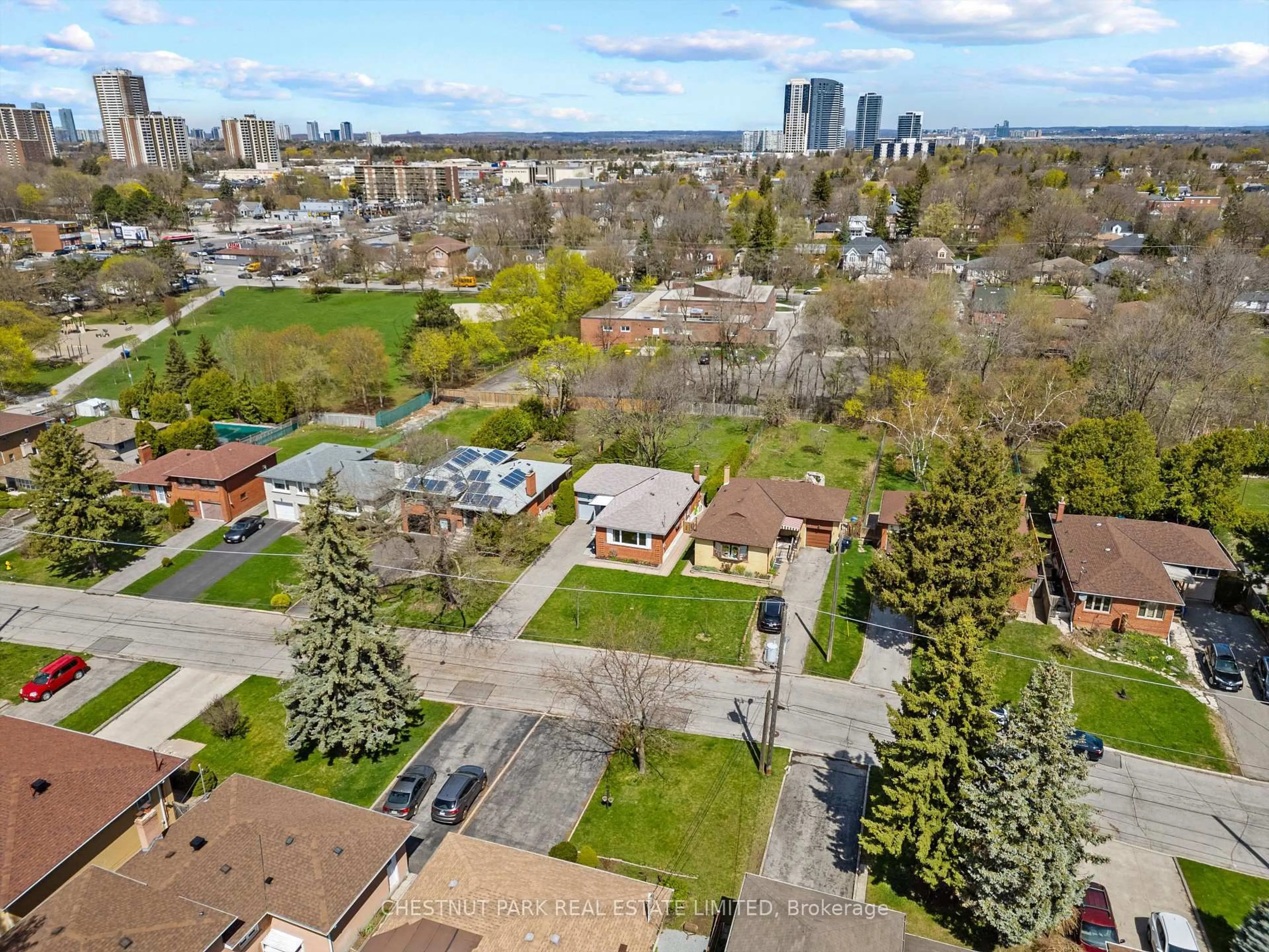 A pic from outside/outdoor area/front of a property/back of a property/a pic from drone, city buildings view from balcony for 16 Everingham Crt, Toronto Ontario M2M 2J5