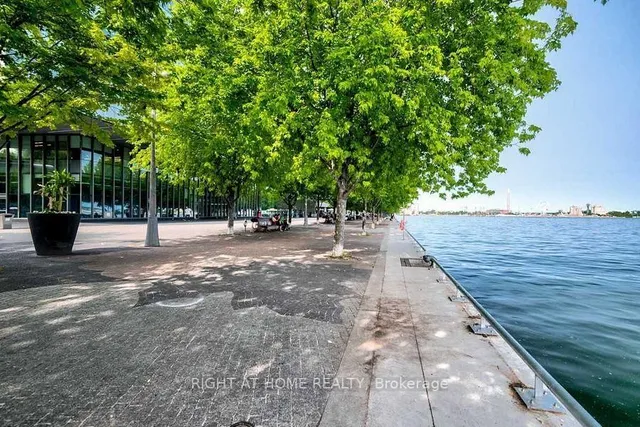 Additional image 2 of 15 Merchants' Wharf N/A Unit 1105