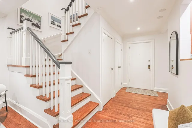 Additional property image - 480 Oriole Pkwy Unit 111