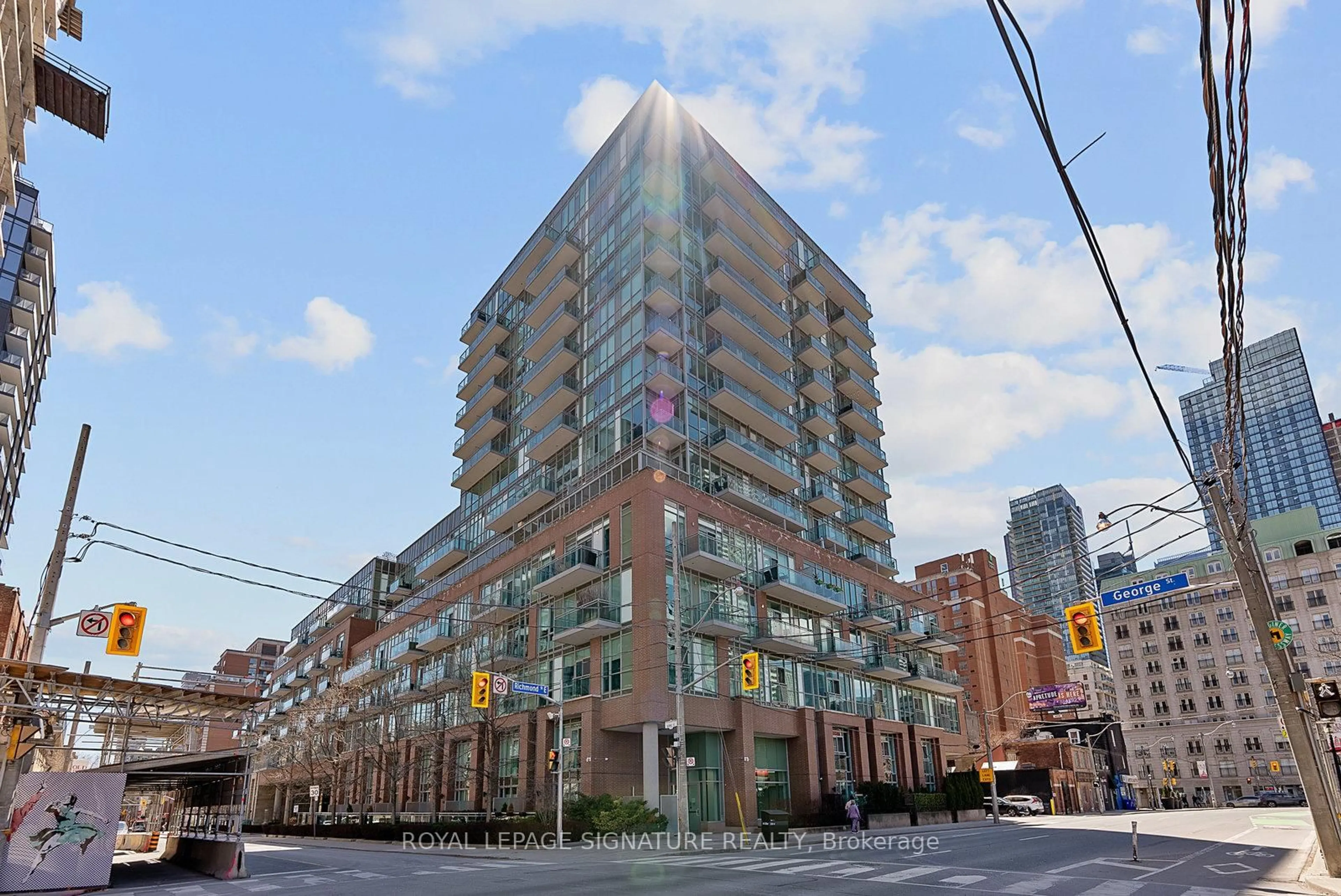 Patio, unknown for 116 George St #N1104, Toronto Ontario M5A 3S2