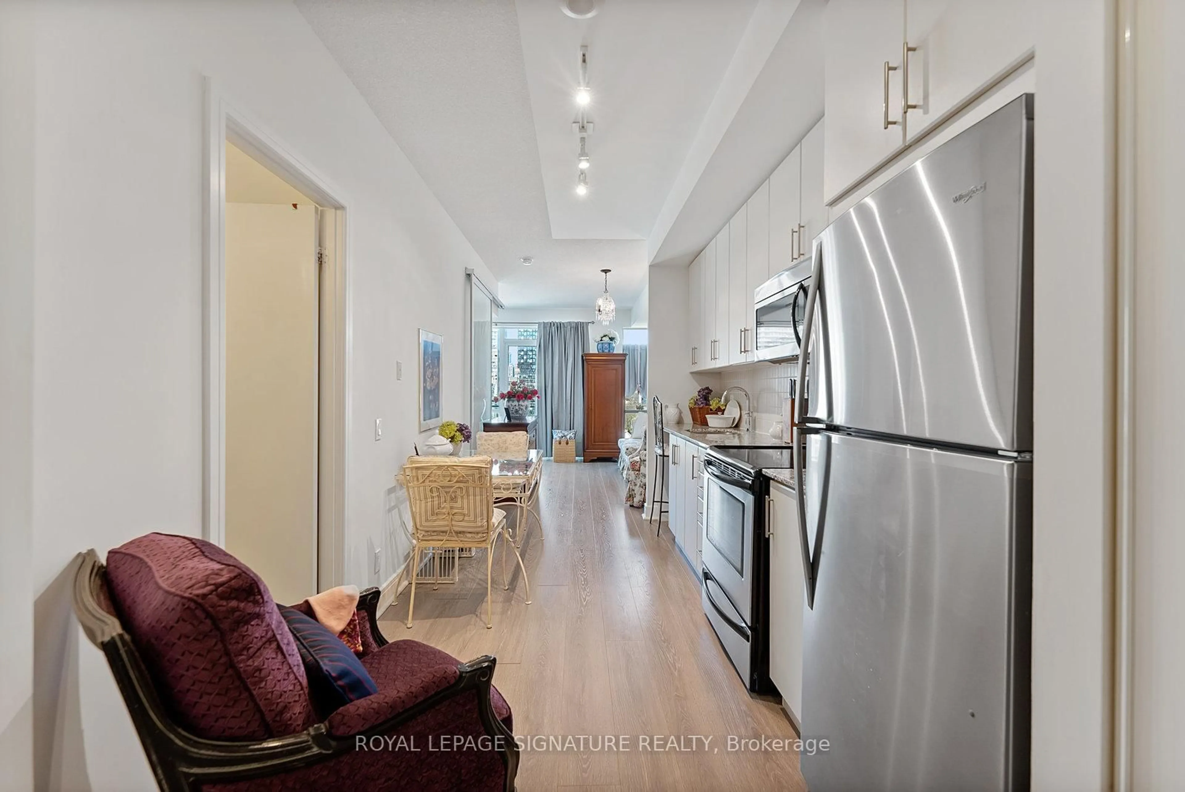 Open concept kitchen, unknown for 116 George St #N1104, Toronto Ontario M5A 3S2