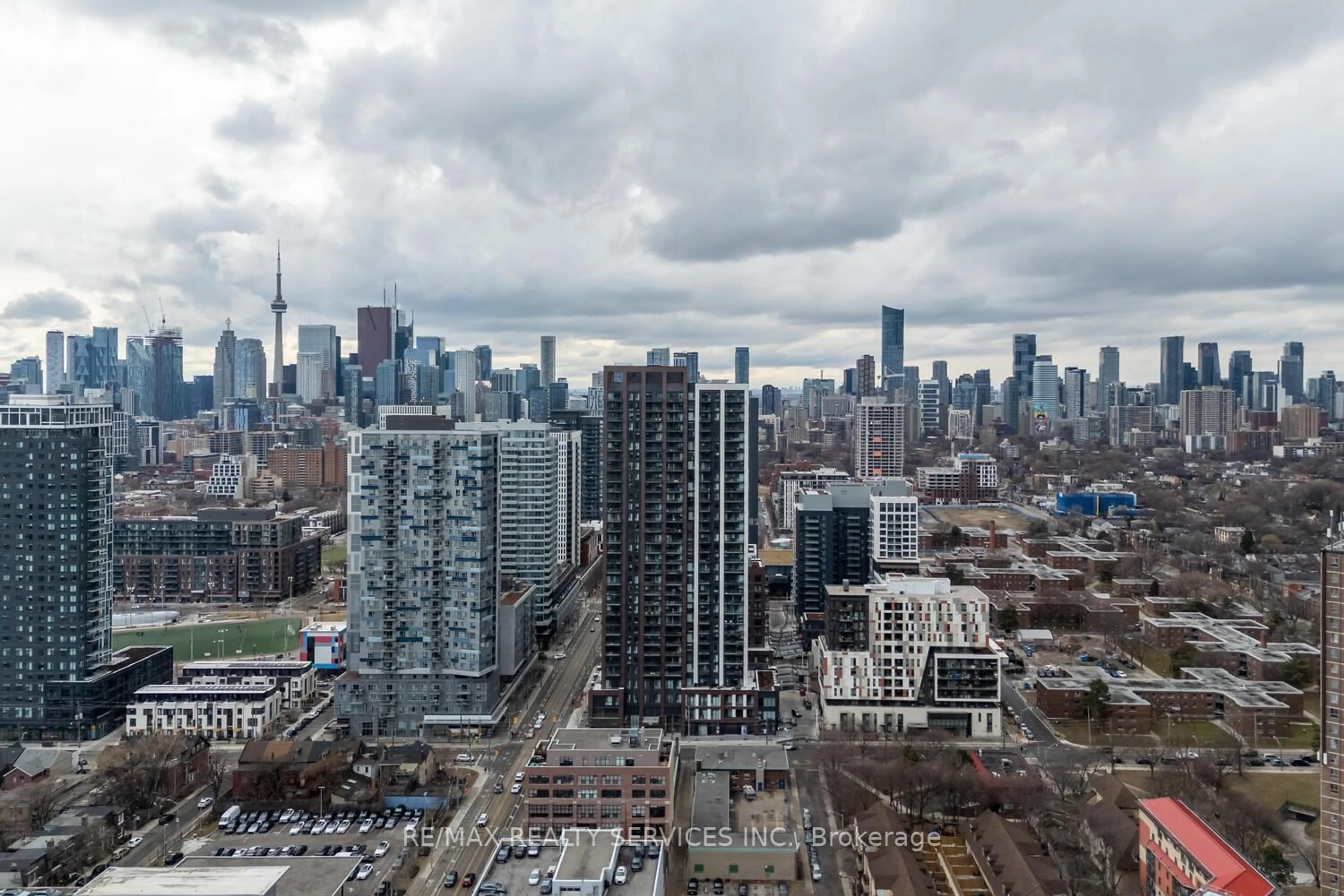 A pic from outside/outdoor area/front of a property/back of a property/a pic from drone, city buildings view from balcony for 130 River St #912, Toronto Ontario M5A 0R8