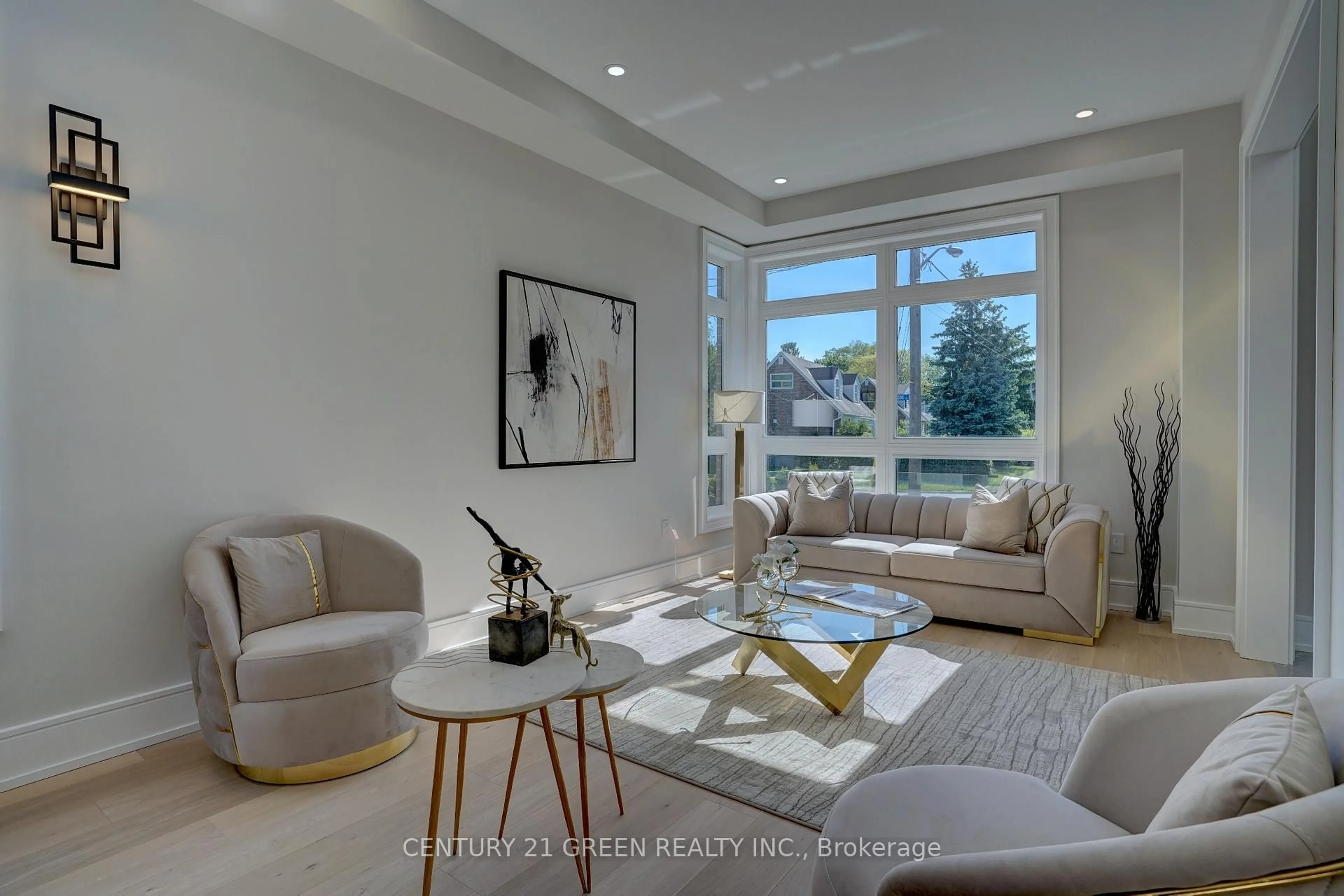 Living room with furniture, unknown for 49 Grantbrook St, Toronto Ontario M2R 2E8