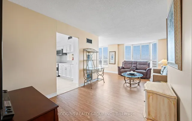 Additional property image - 21 Overlea Blvd Unit 1904