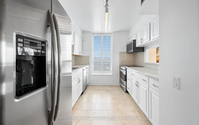 Additional property image - 21 Overlea Blvd Unit 1904