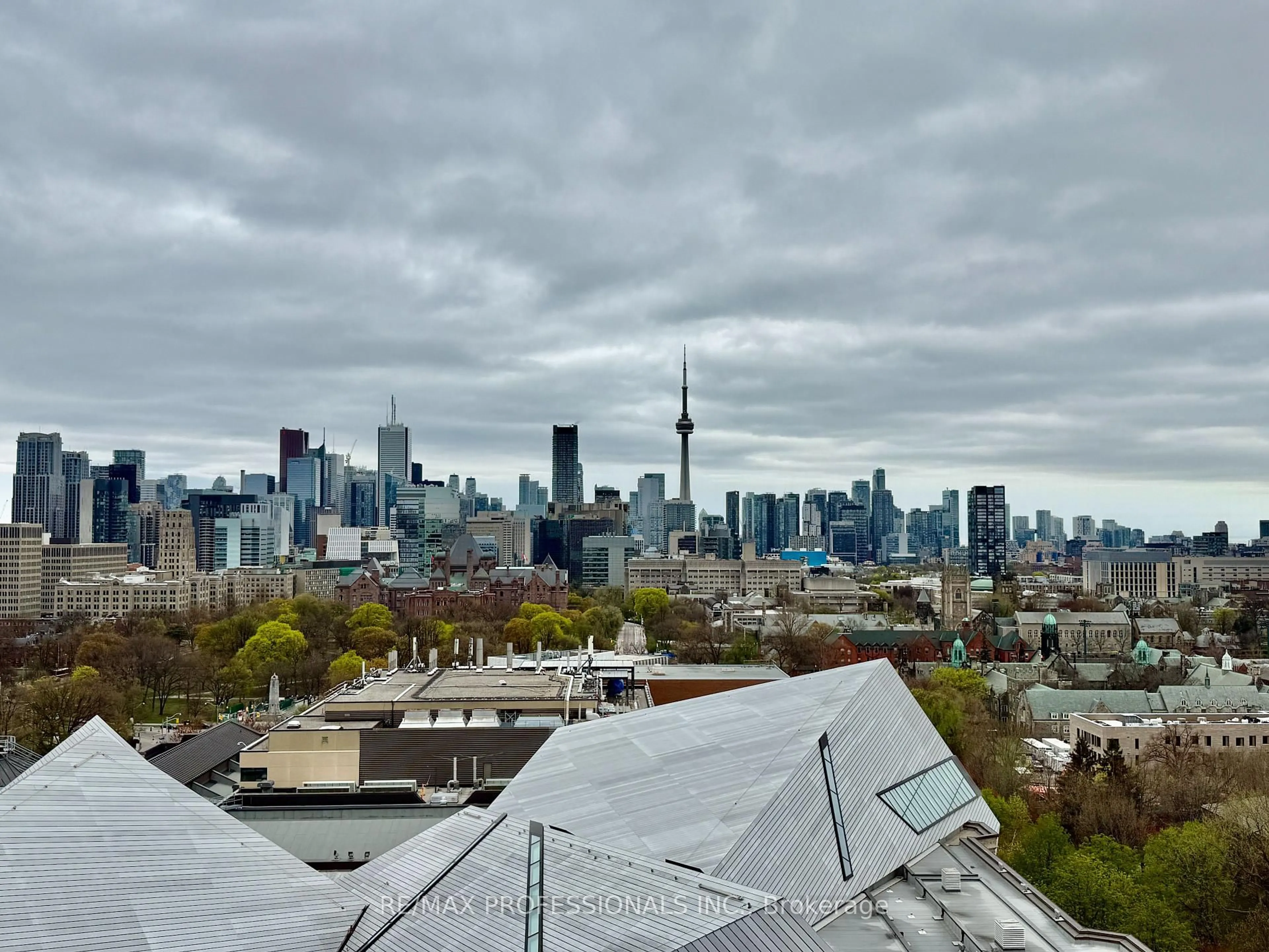 Unknown for 200 Bloor St #1604, Toronto Ontario M5S 1T8
