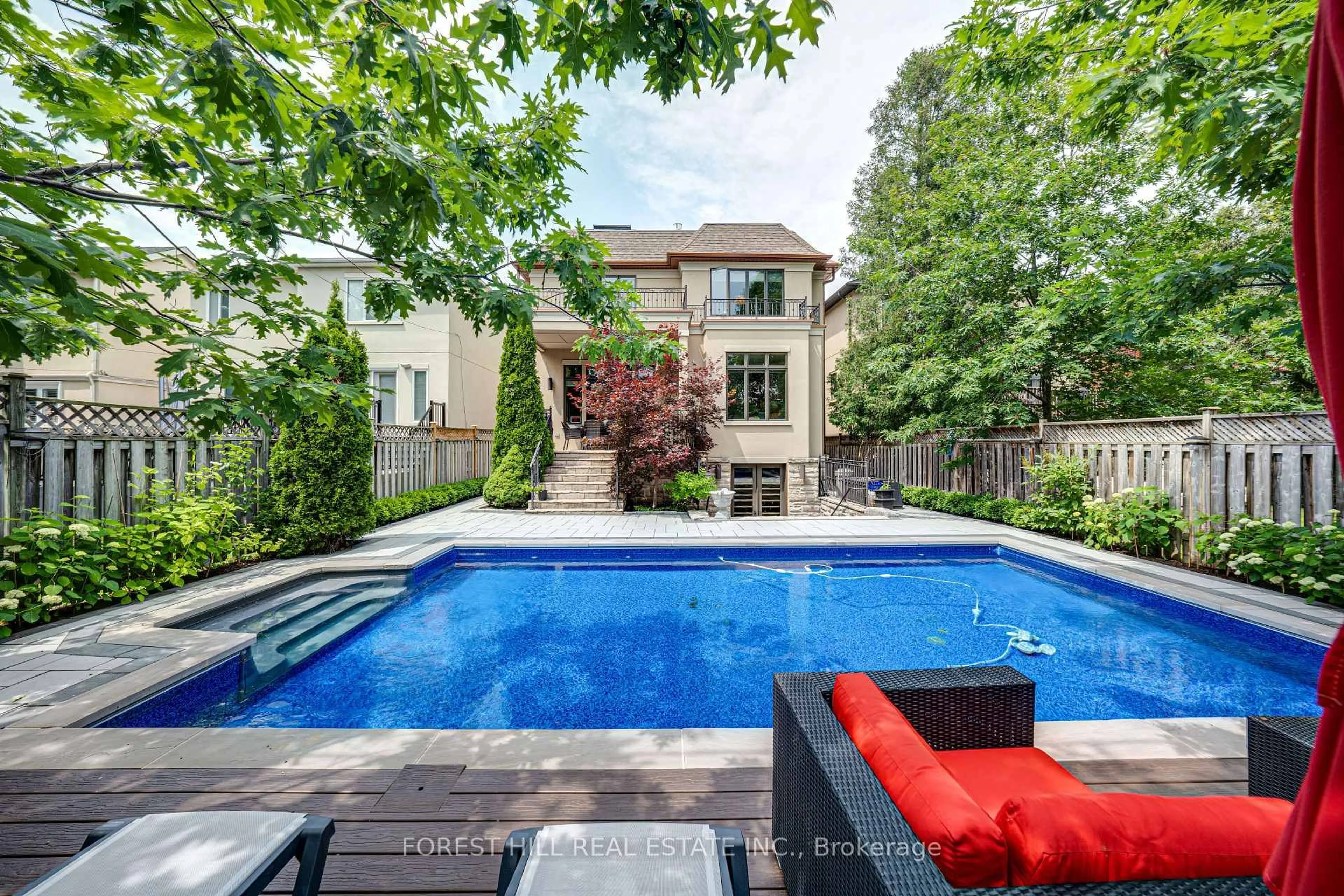 Pool for 669 Bedford Park Ave, Toronto Ontario M5M 1K4