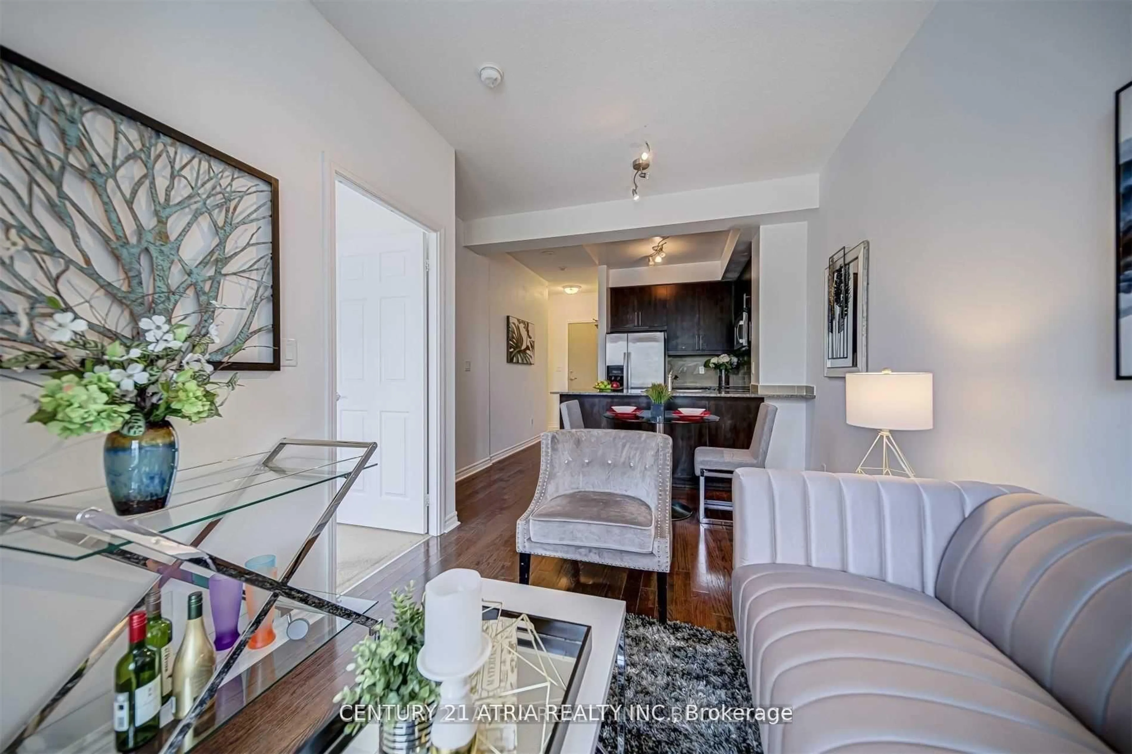 Living room with furniture, wood/laminate floor for 18 holmes Ave #1109, Toronto Ontario M2N 0E1