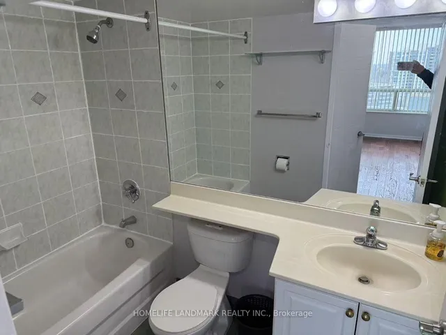 Additional property image - 238 doris Ave Unit 1902