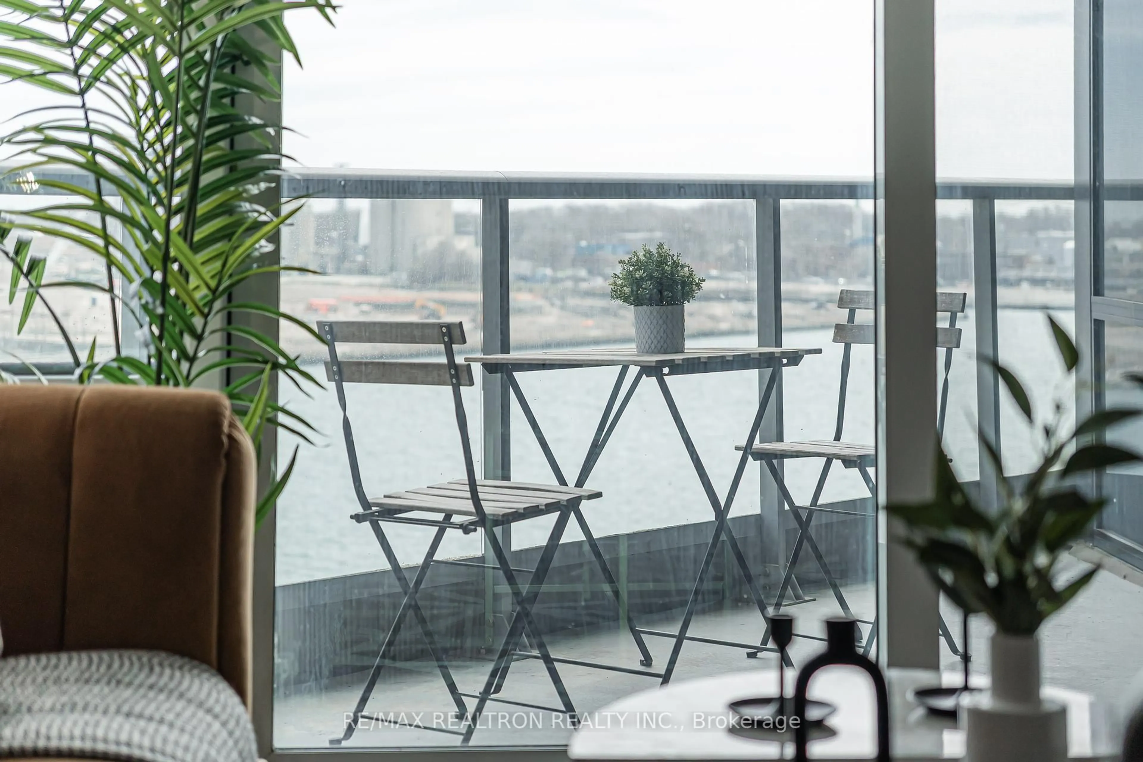 Balcony in the apartment, unknown for 1 Edgewater Dr #719, Toronto Ontario M5A 0L1