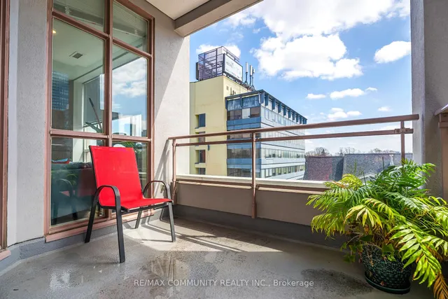 Additional property image - 980 Yonge St Unit 513
