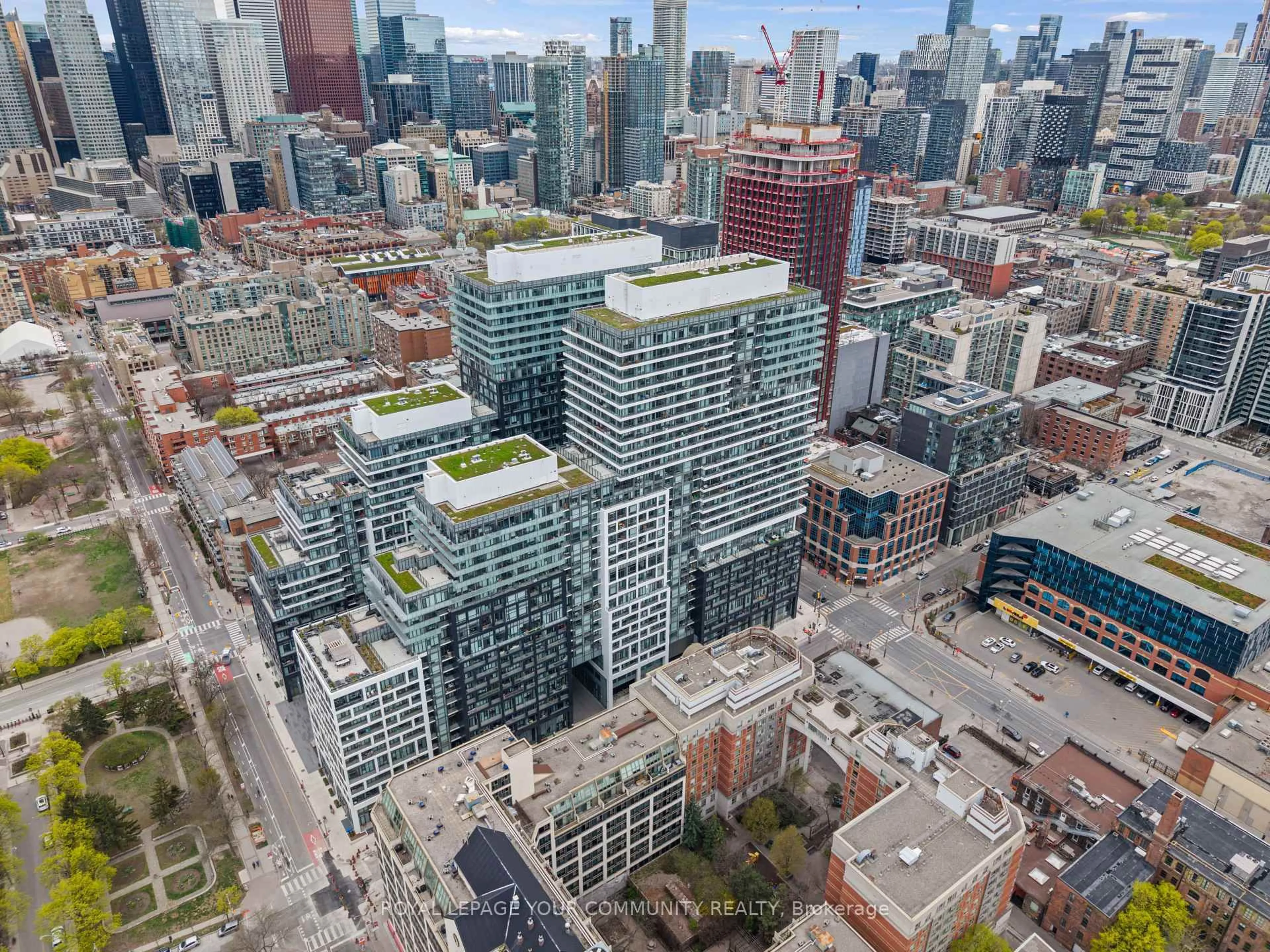 A pic from outside/outdoor area/front of a property/back of a property/a pic from drone, city buildings view from balcony for 60 Princess St #1717, Toronto Ontario M5A 2C7