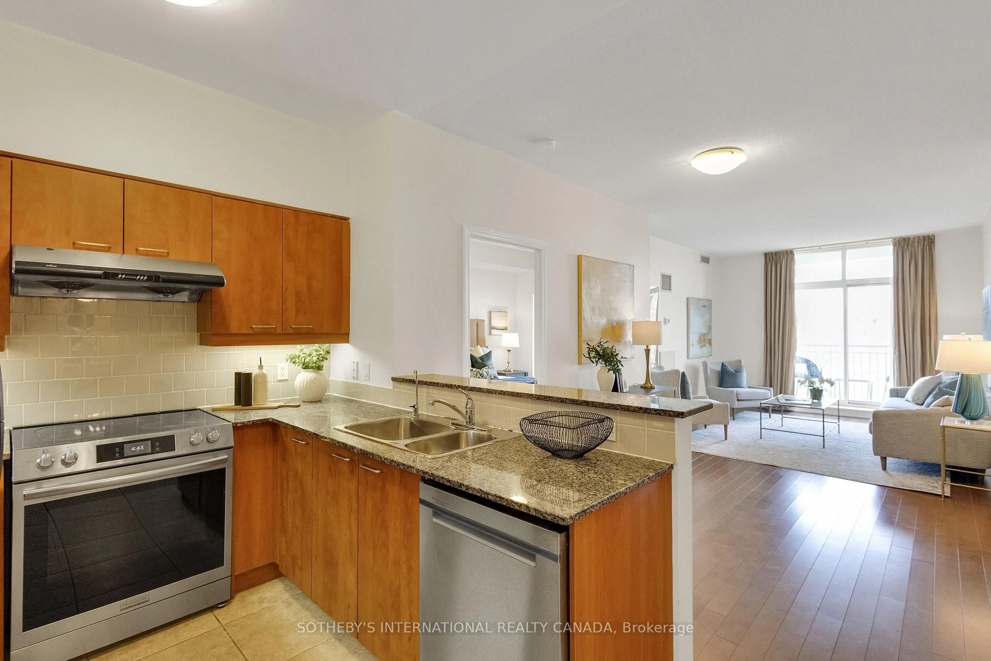 Open concept kitchen, unknown for 451 Rosewell Ave #506, Toronto Ontario M4R 2H8