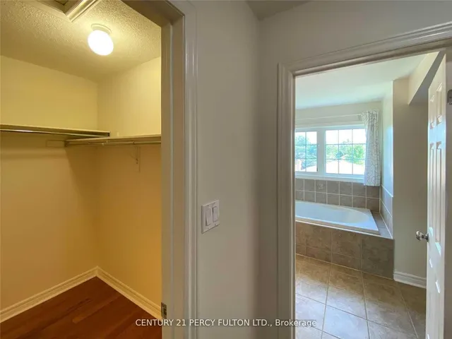 Additional property image - 169 Finch Ave Unit E