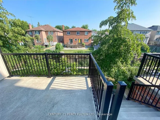 Additional property image - 169 Finch Ave Unit E