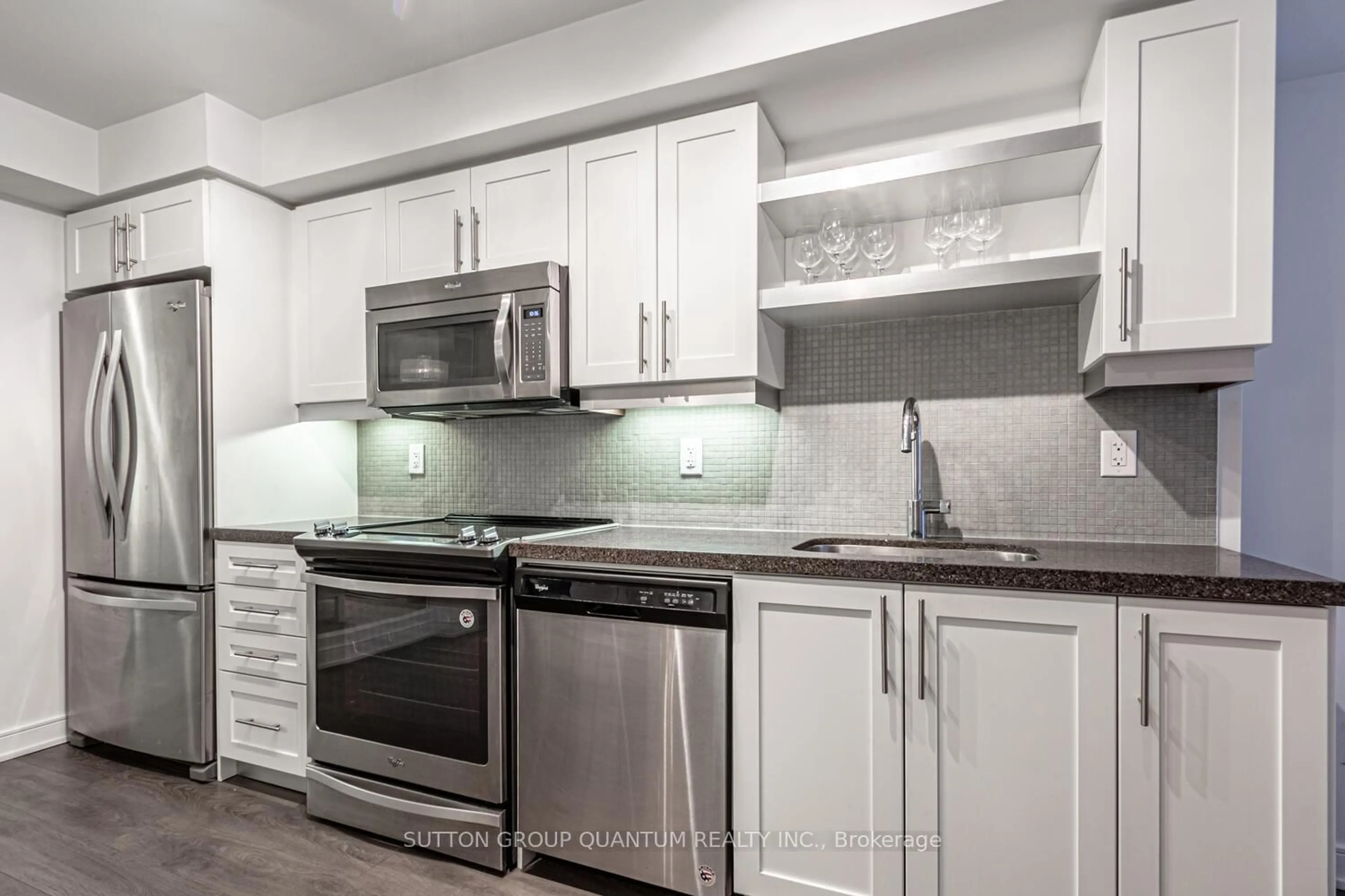 Open concept kitchen, unknown for 525 Adelaide St #1035, Toronto Ontario M5V 1T6