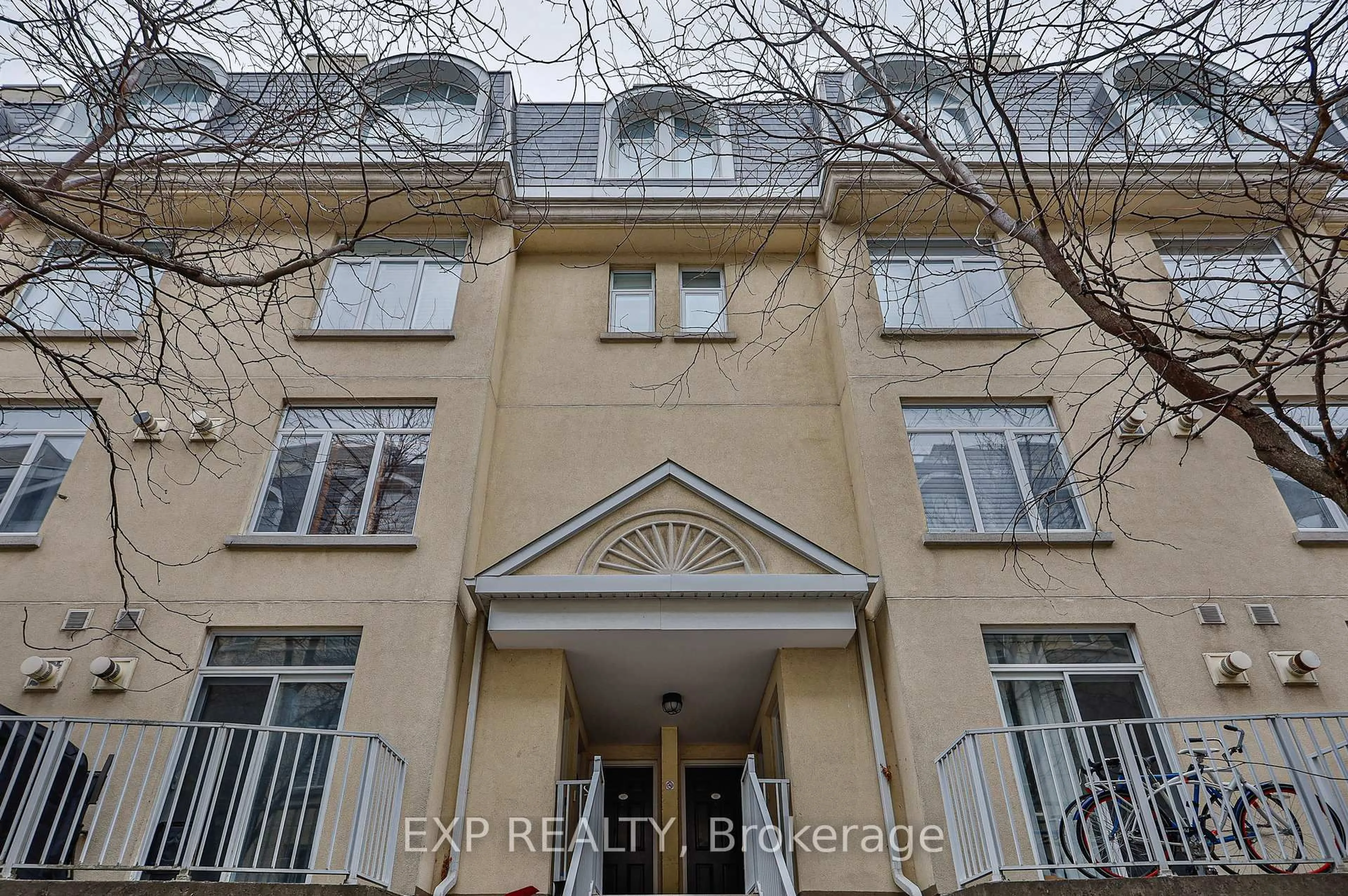 Unknown for 38 Stadium Rd #655, Toronto Ontario M5V 3P4