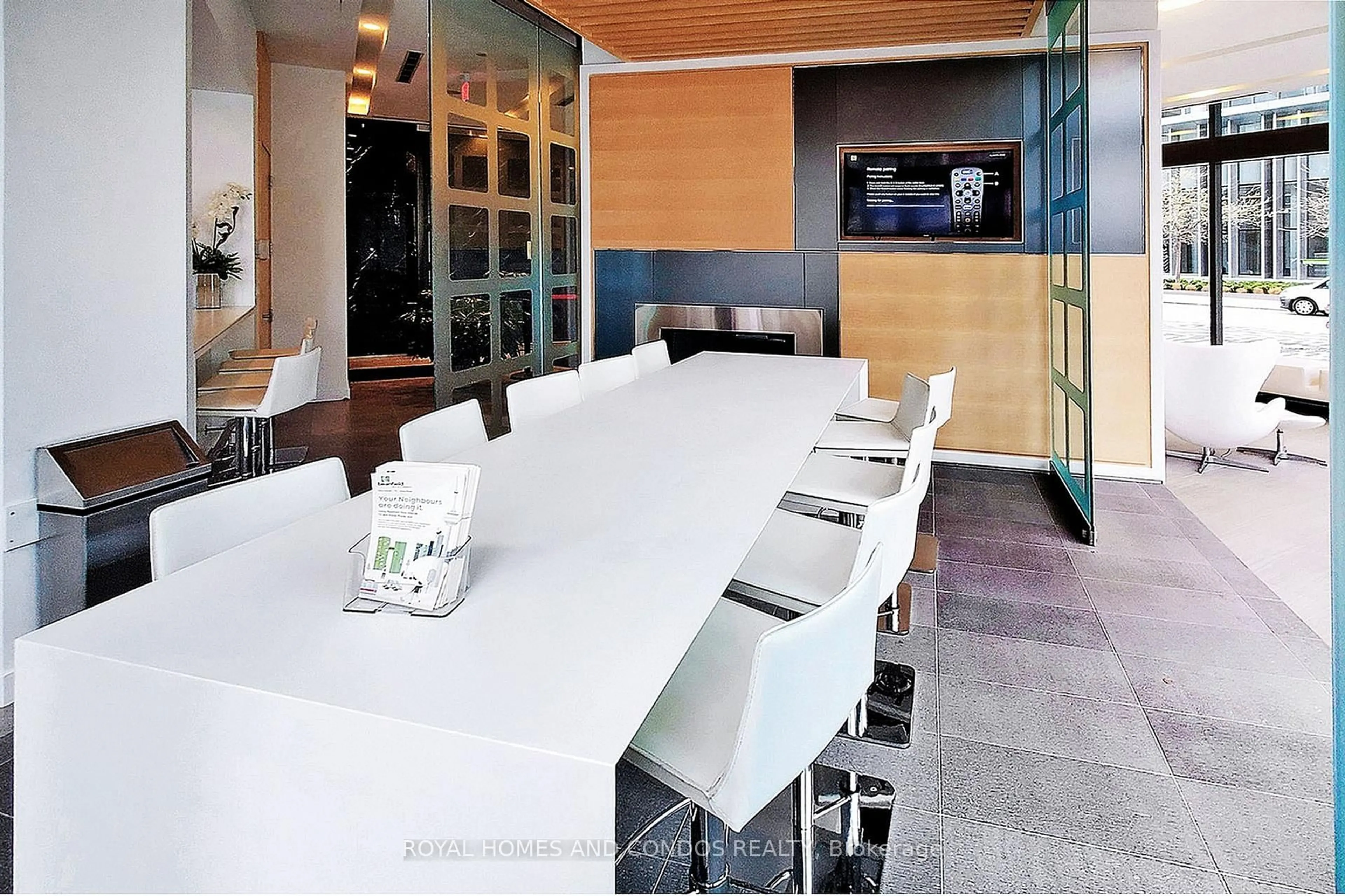 Dining room, unknown for 45 Charles St #5103, Toronto Ontario M4Y 1S2