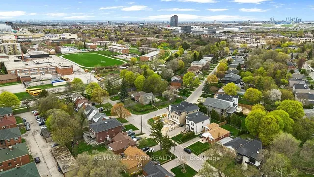 Additional property image - 35 Kirkland Blvd
