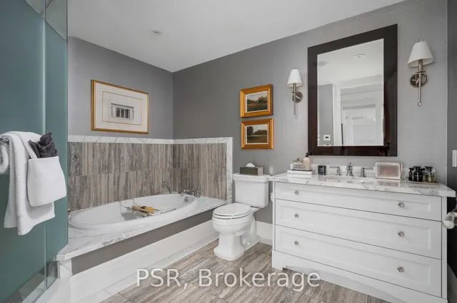 Additional property image - 155 St Clair Ave Unit 605