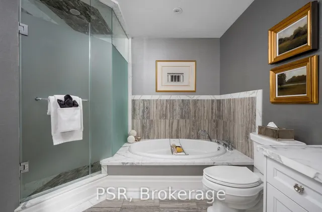 Additional property image - 155 St Clair Ave Unit 605