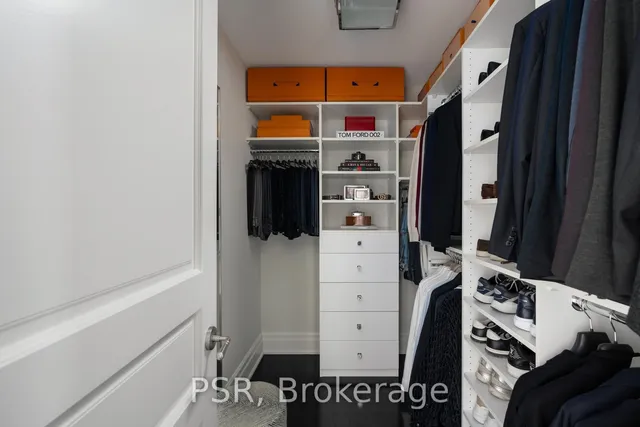 Additional property image - 155 St Clair Ave Unit 605