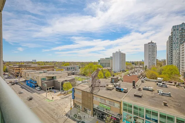 Additional property image - 212 Eglinton Ave Unit 803