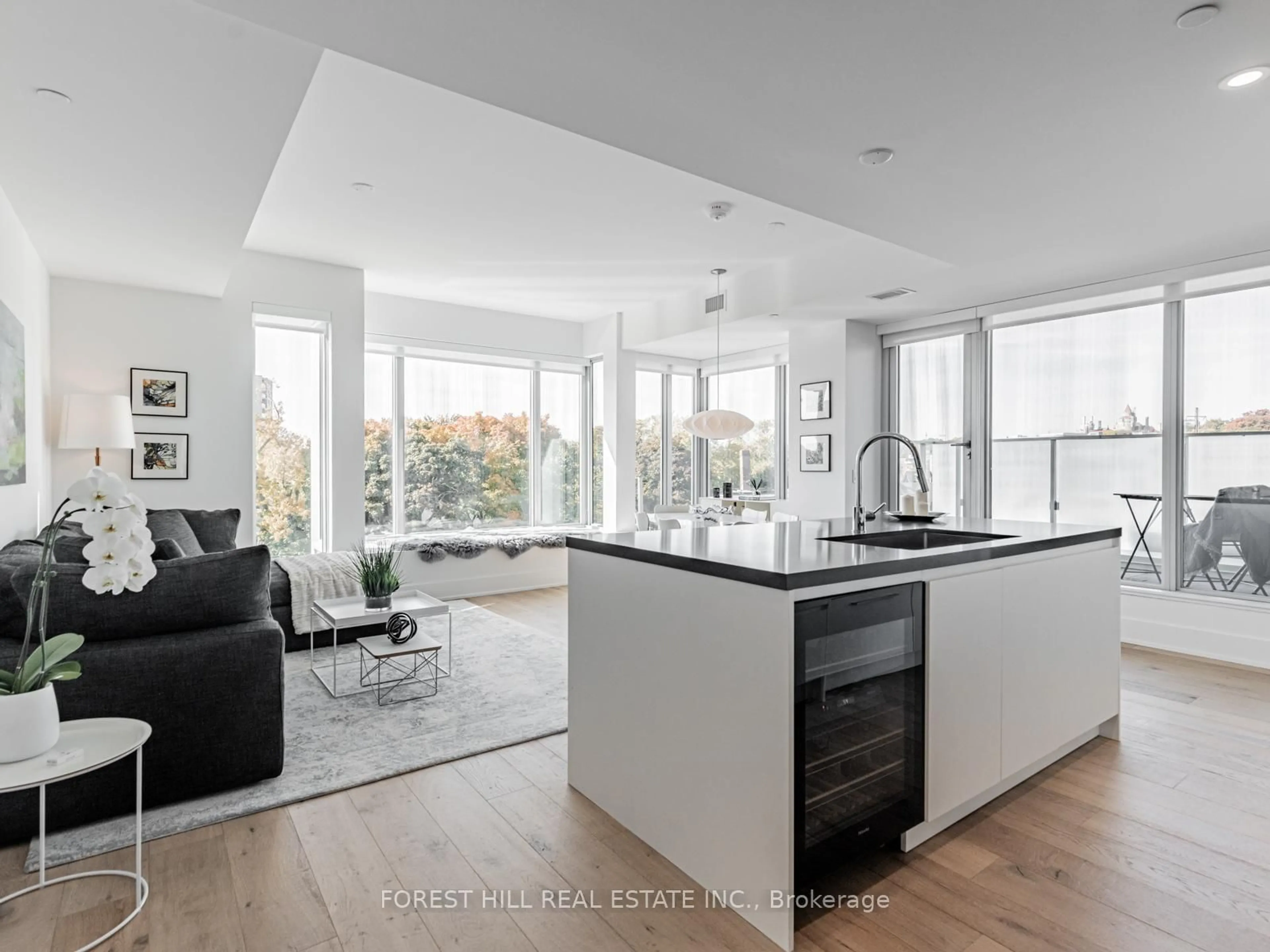 Open concept kitchen, unknown for 346 Davenport Rd #503, Toronto Ontario M5R 1K6