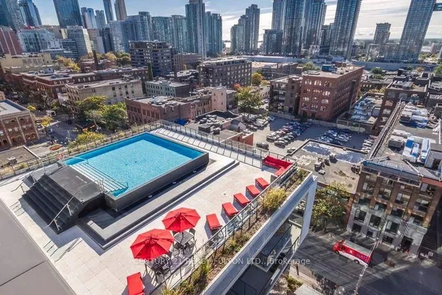 Additional property image - 560 King St Unit 213