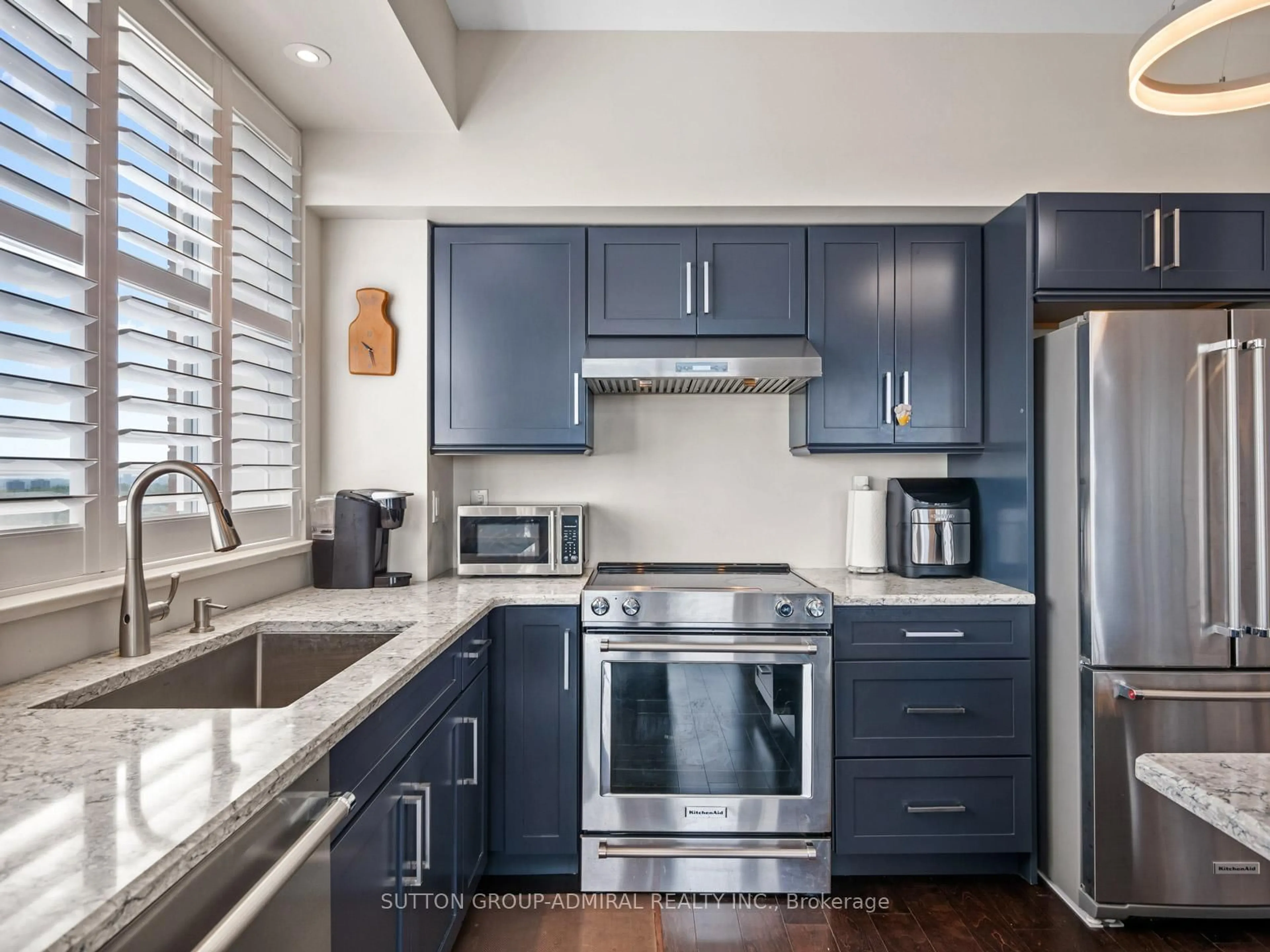 Contemporary kitchen, ceramic/tile floor for 2 Clairtrell Rd #1210, Toronto Ontario M2N 7H5