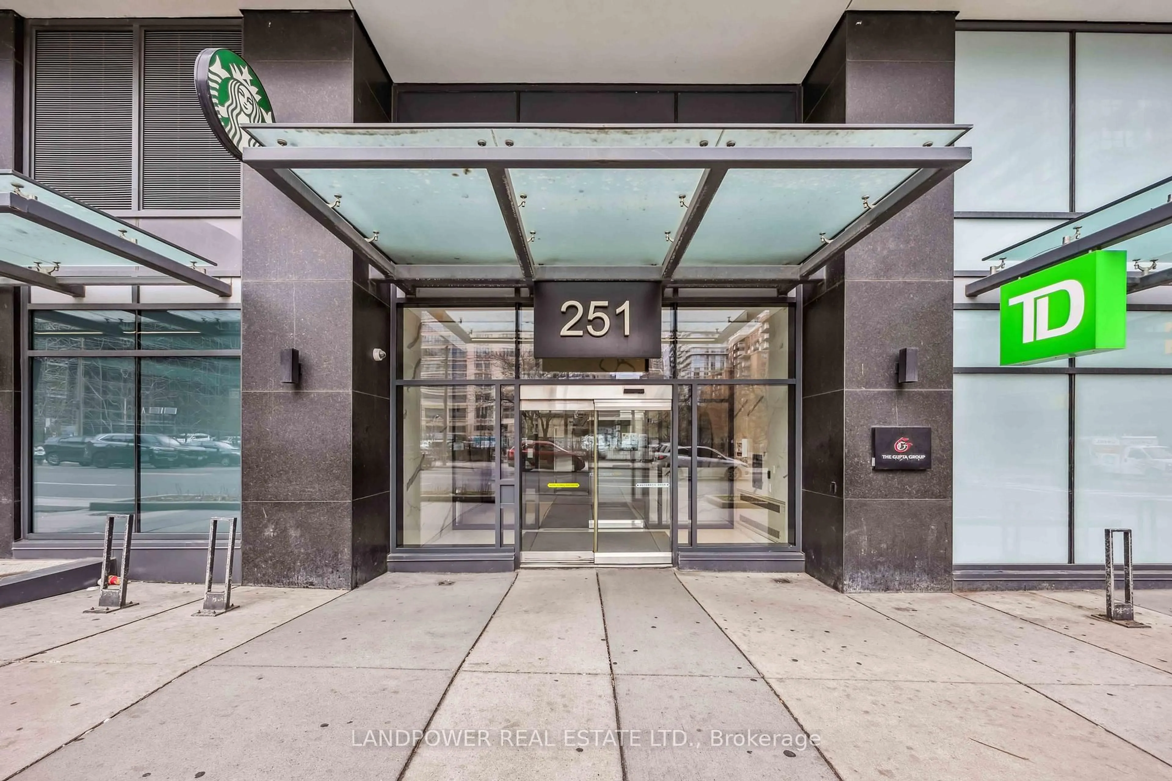 Indoor foyer for 251 Jarvis St #1435, Toronto Ontario M5B 2C2
